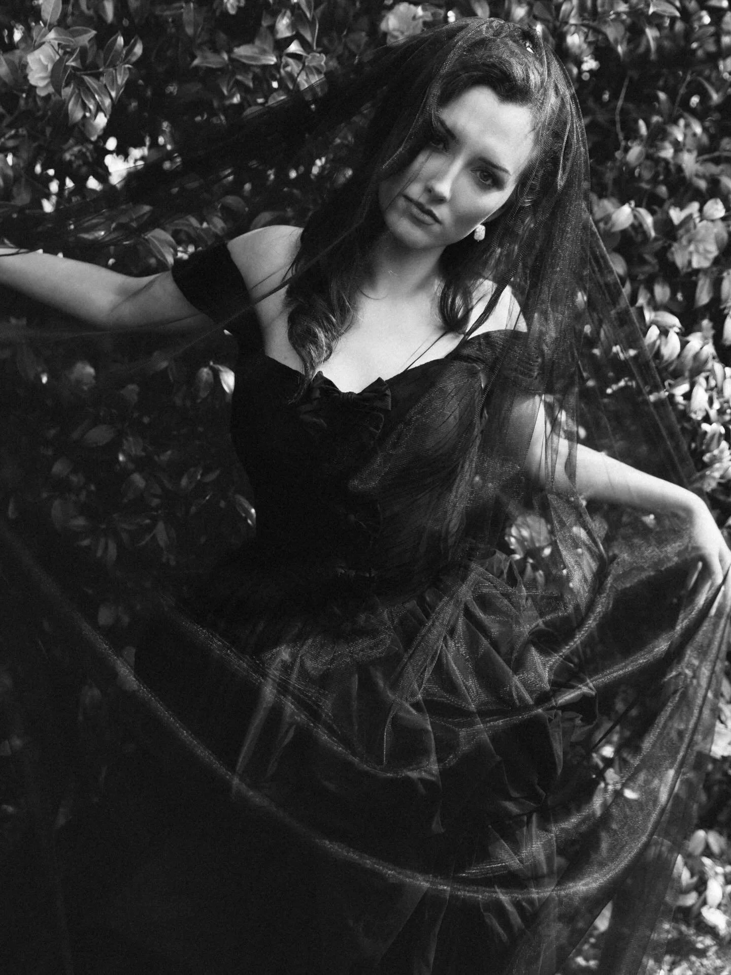 Ok&hellip; you&rsquo;ve seen it short in the last post&hellip; now you see it in a full drama - the gown - black, long and that veil&hellip; can&rsquo;t help myself but play the Soundgarden bcz my rock&rsquo;n&rsquo;roll youth woke up. 

black weddin