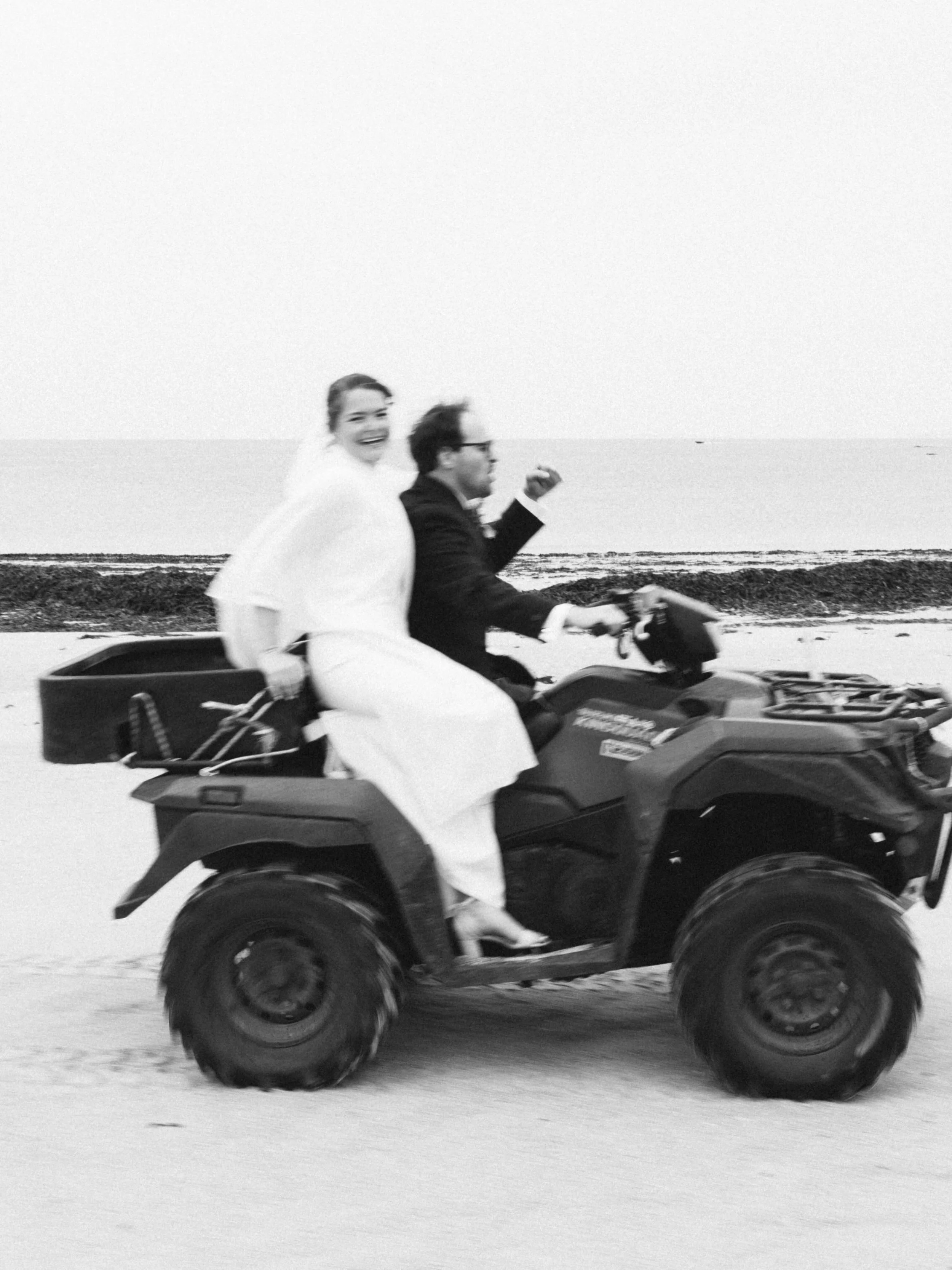 When weddings are less about posing, more about feeling. Less pretending - more experiencing. Less pressure of impressing, more about building it together with others&hellip; 

I&rsquo;m back on my sofa from Isle of Coll, the Hebridean island with ap