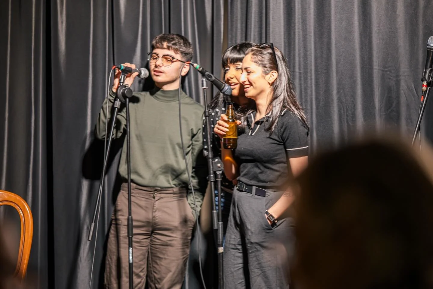 Morgen ist es wieder soweit! 
Unsere Karaokenight geht in die n&auml;chste Runde🥳
Coole Drinks, einen RIESIGEN Katalog an Liedern und Loungeatmosph&auml;re bieten die perfekte Grundlage f&uuml;r einen genialen Abend! 
P.S.: bis 22.30 Uhr bekommt man