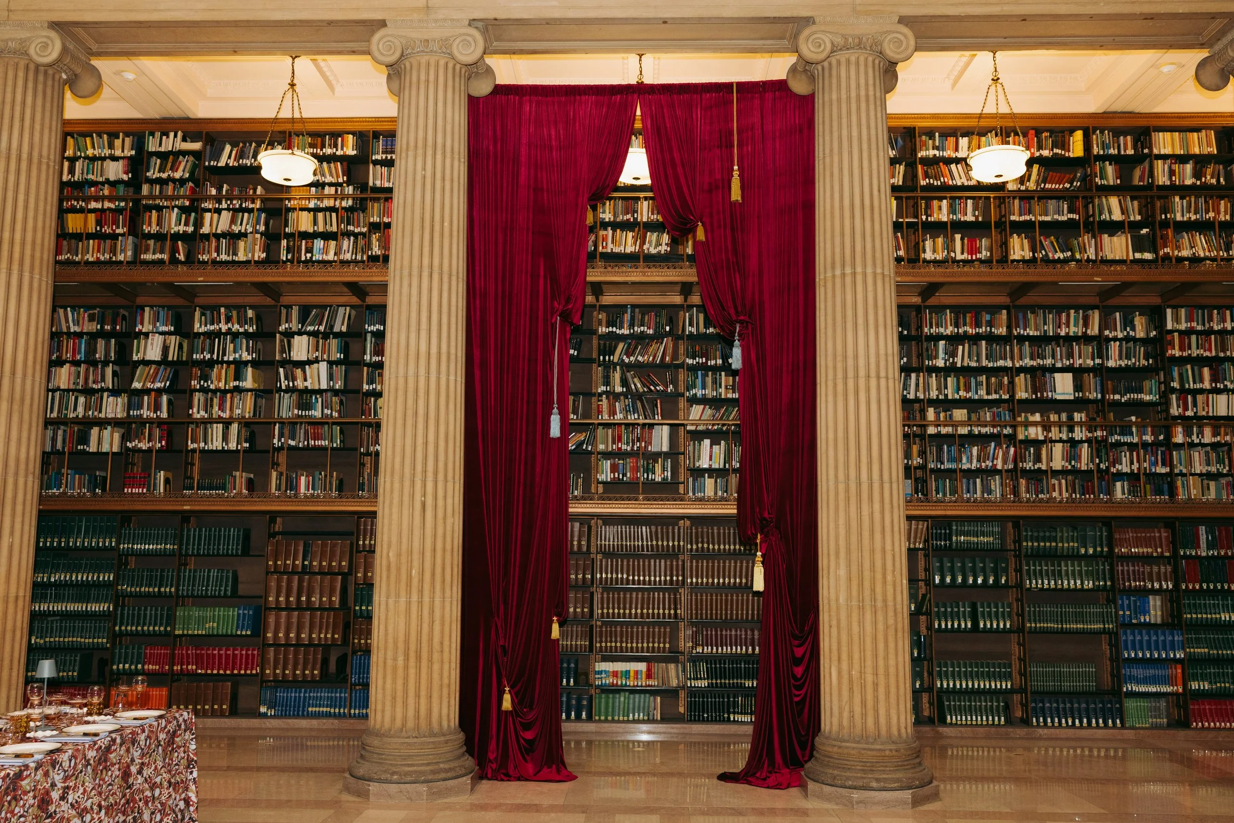 AVALON -WES ANDERSON STYLED -ARCHIFETE ARCH