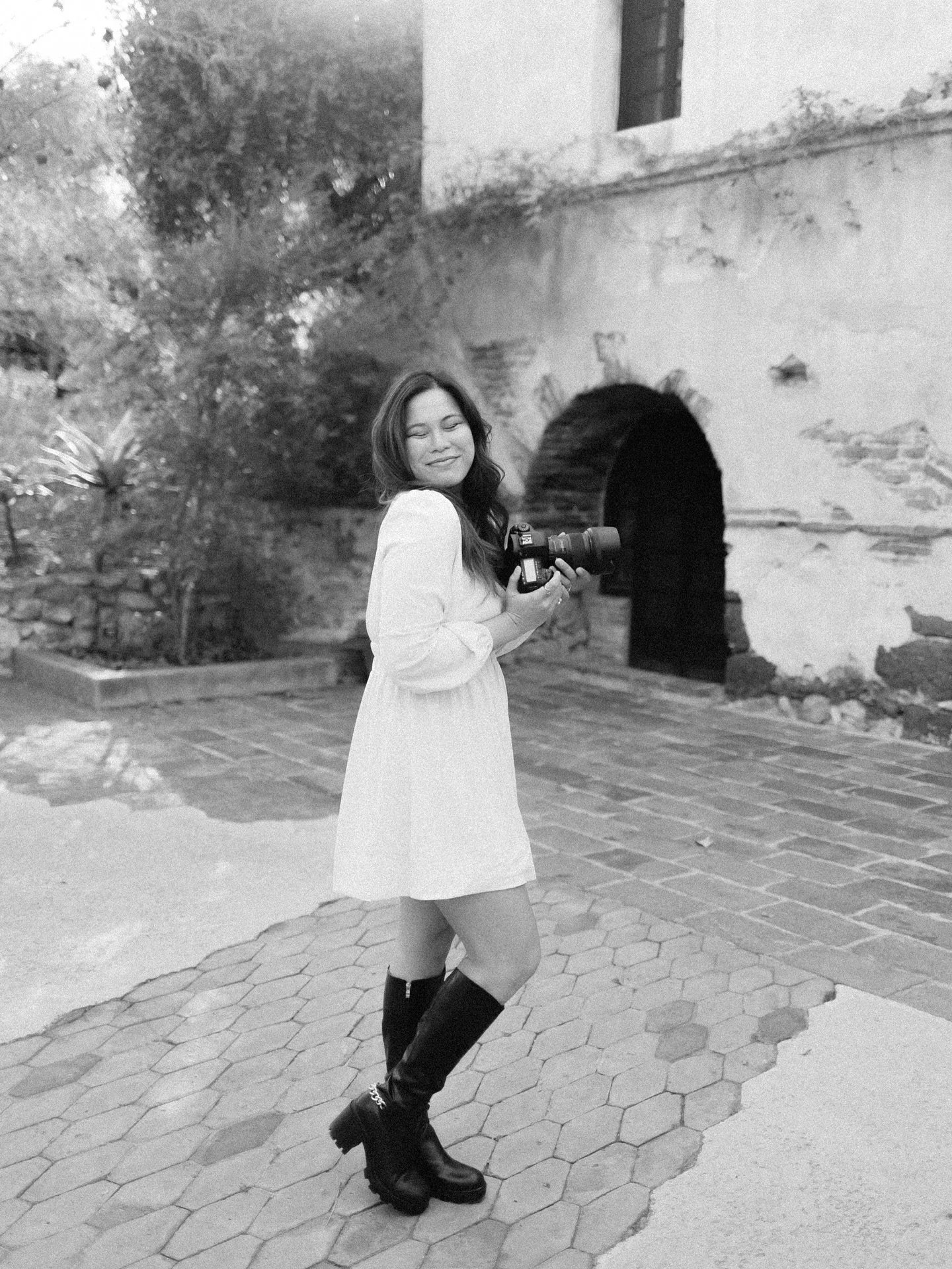 Heyyyy it&rsquo;s me, Marijo &mdash; aka the face behind the camera here at By Evening🤍 Wanted to pop in and say hi because (low key) it&rsquo;s my birthday, feeling a lil sentimental, and I just wanna say that I&rsquo;m SO GRATEFUL for every one of