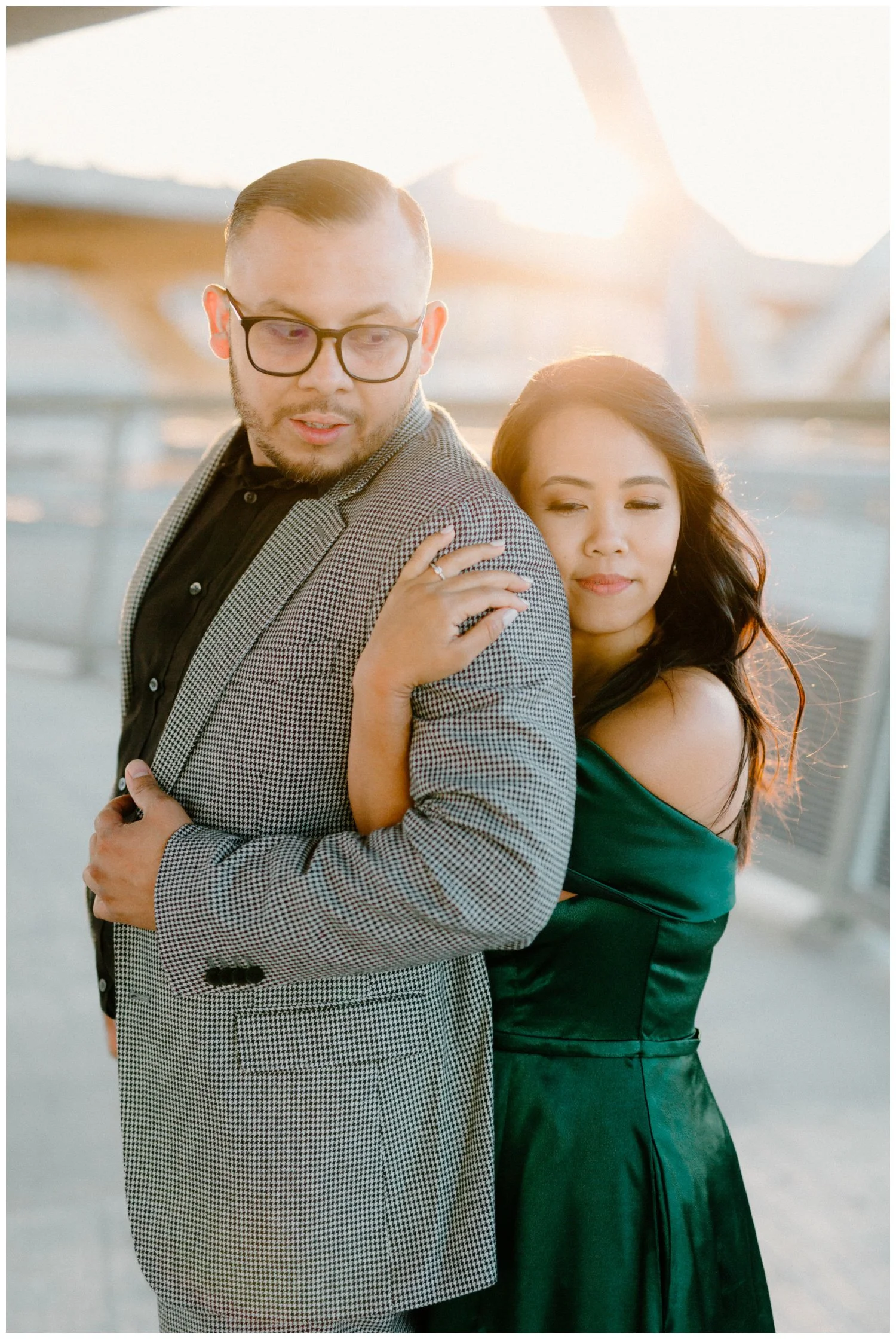 romantic-sunset-engagement-on-6th-street-bridge-downtown-los-angeles-by-evening-photo-and-film-documentary-engagement-photographer-8.jpg