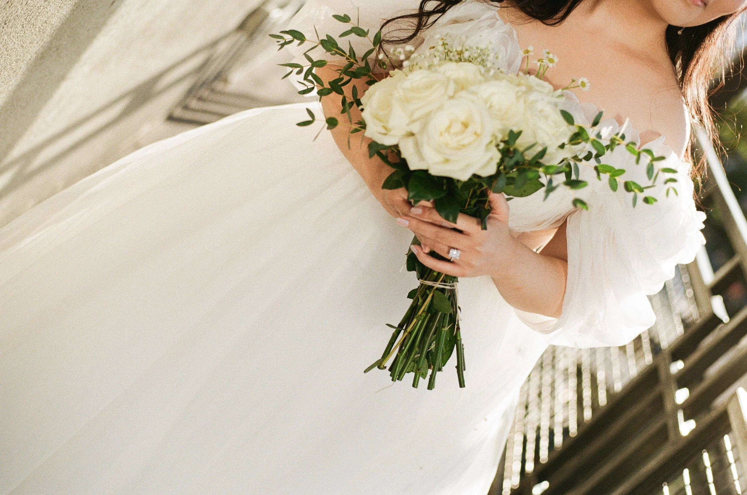 brooklyn rooftop wedding in 35mm film by by evening photography, new york wedding photographer