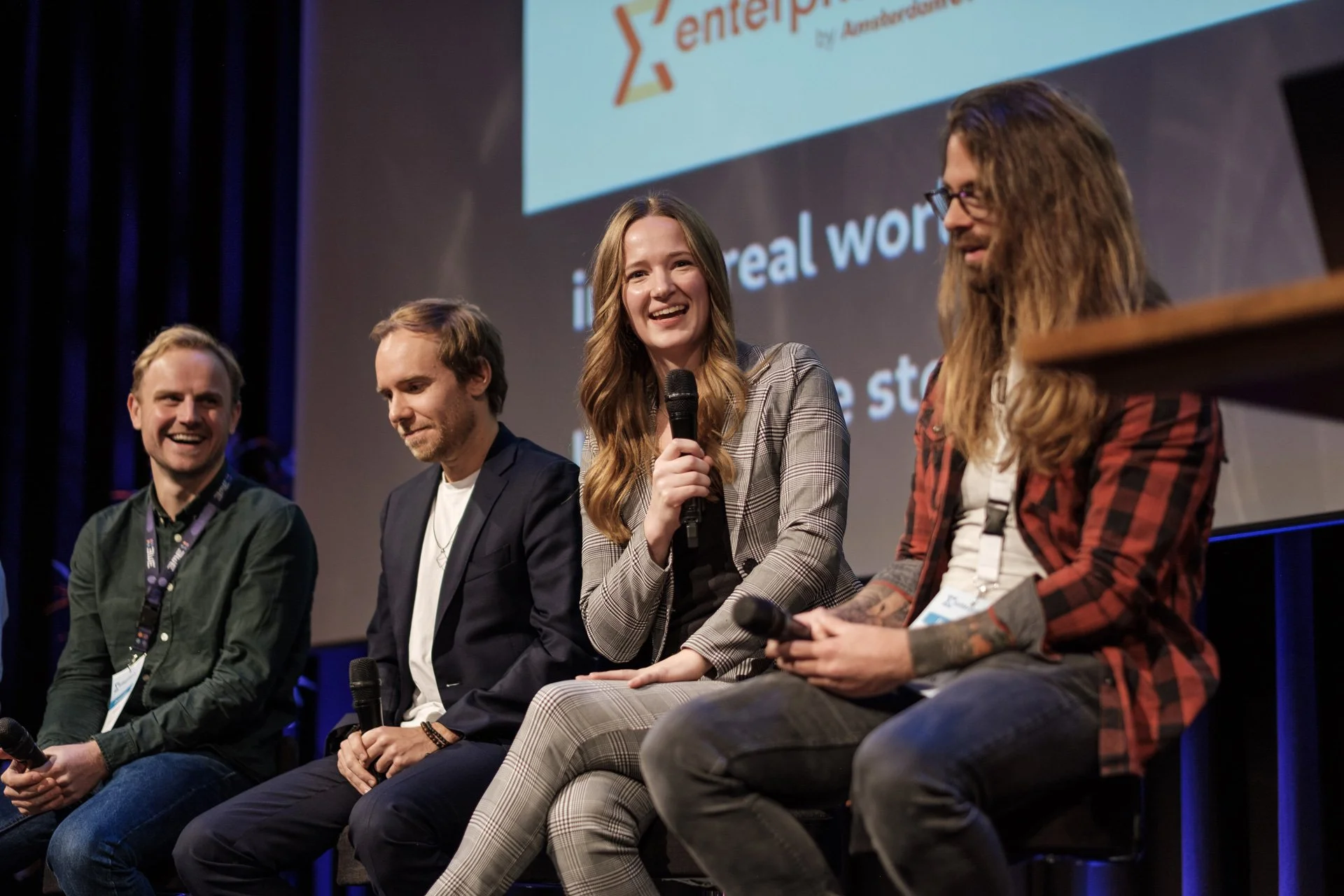 Panel.jpg