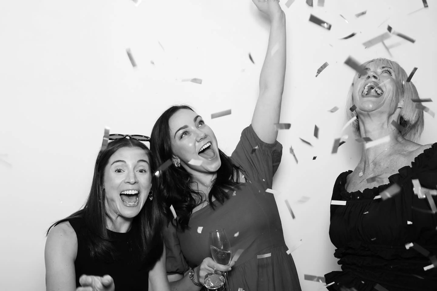 First trial of the booth complete✔️

Now open for bookings✨📸

#midnightphotobooths #weddingphotobooth #luxuryweddingideas #cheshireweddings #blackandwhitephotobooth #luxuryweddinguk