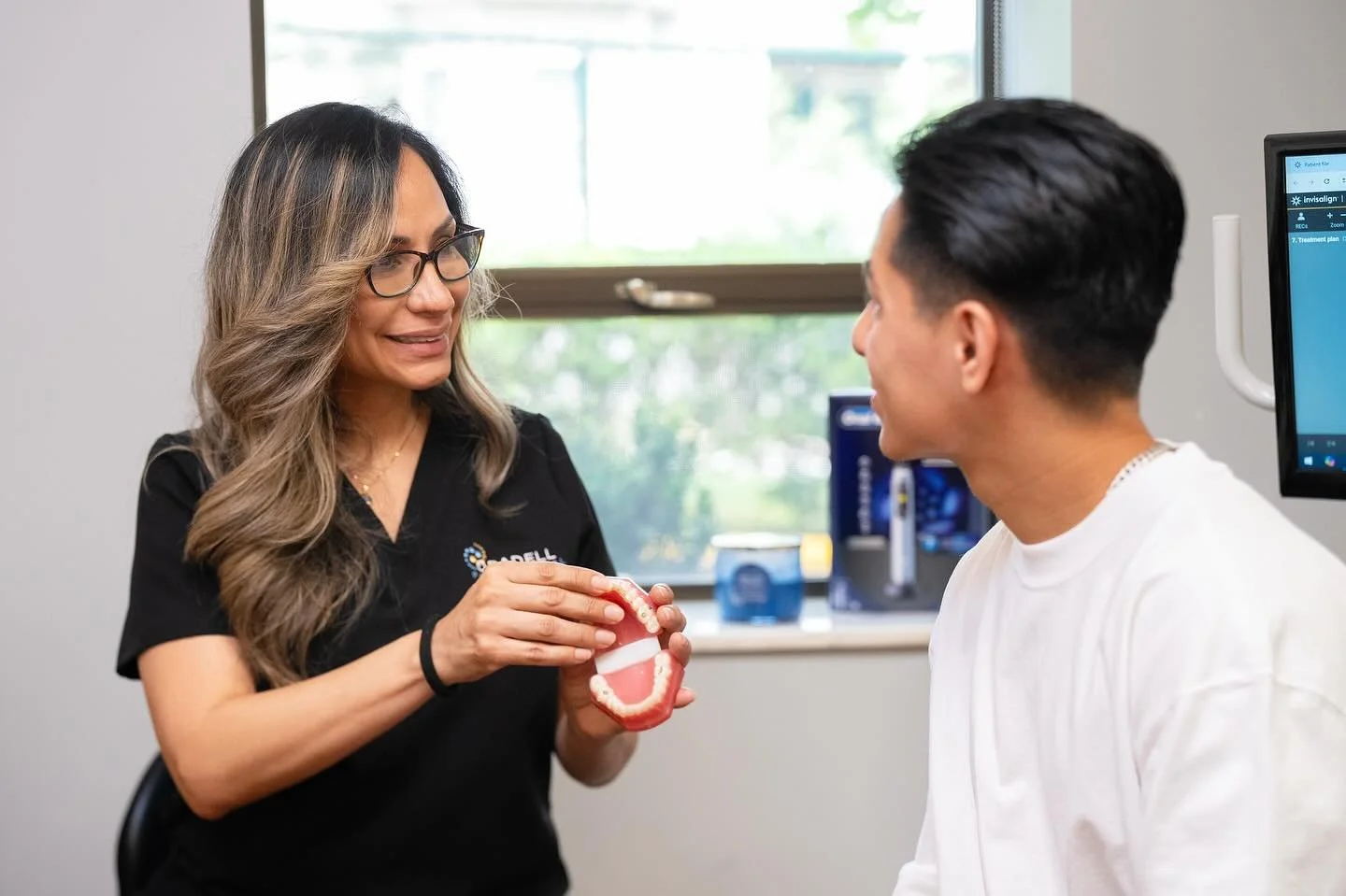 A few shots from our recent photo shoot with @oradellfamilydental 🦷
Was great to work with this amazing dental team.