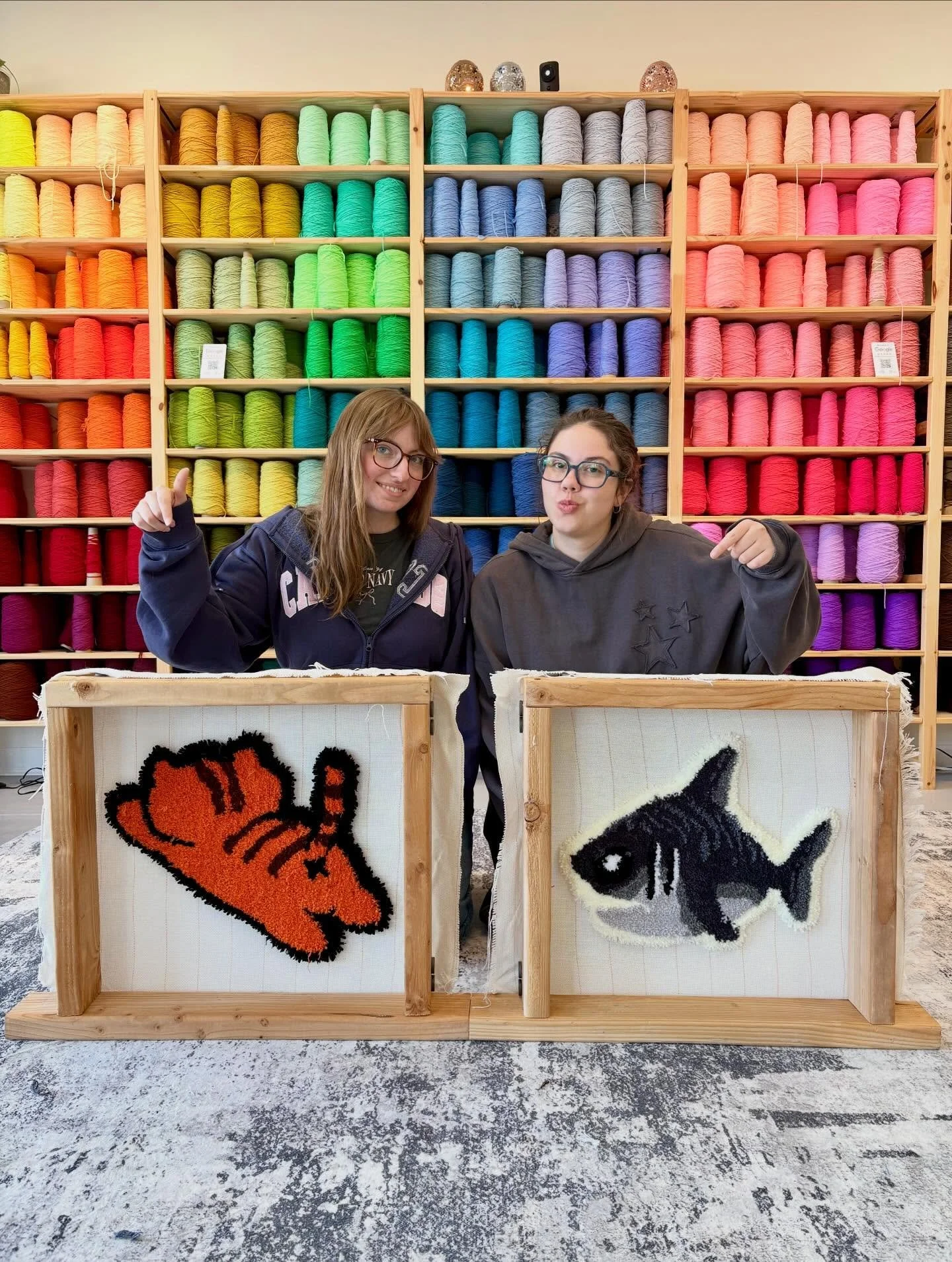 Happy Birthday Ocean! We love you! 🐠🐠🐠☕️☕️☕️🌊🌊🌊

#rugtufting #funthingstodo #funactivity #artandcraft #wylietx