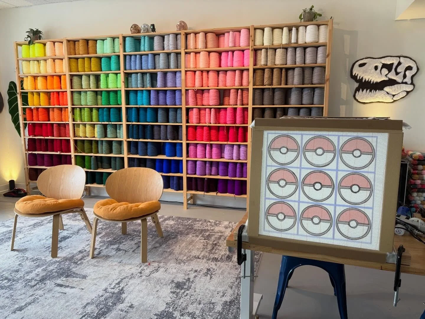 For Pok&eacute;mon lover! Claim your pokeball today! ❤️
Text 972-926-3636 to claim
(Name, Date and Time, How many balls)

#rugtufting #wylietx #funcraft #funart