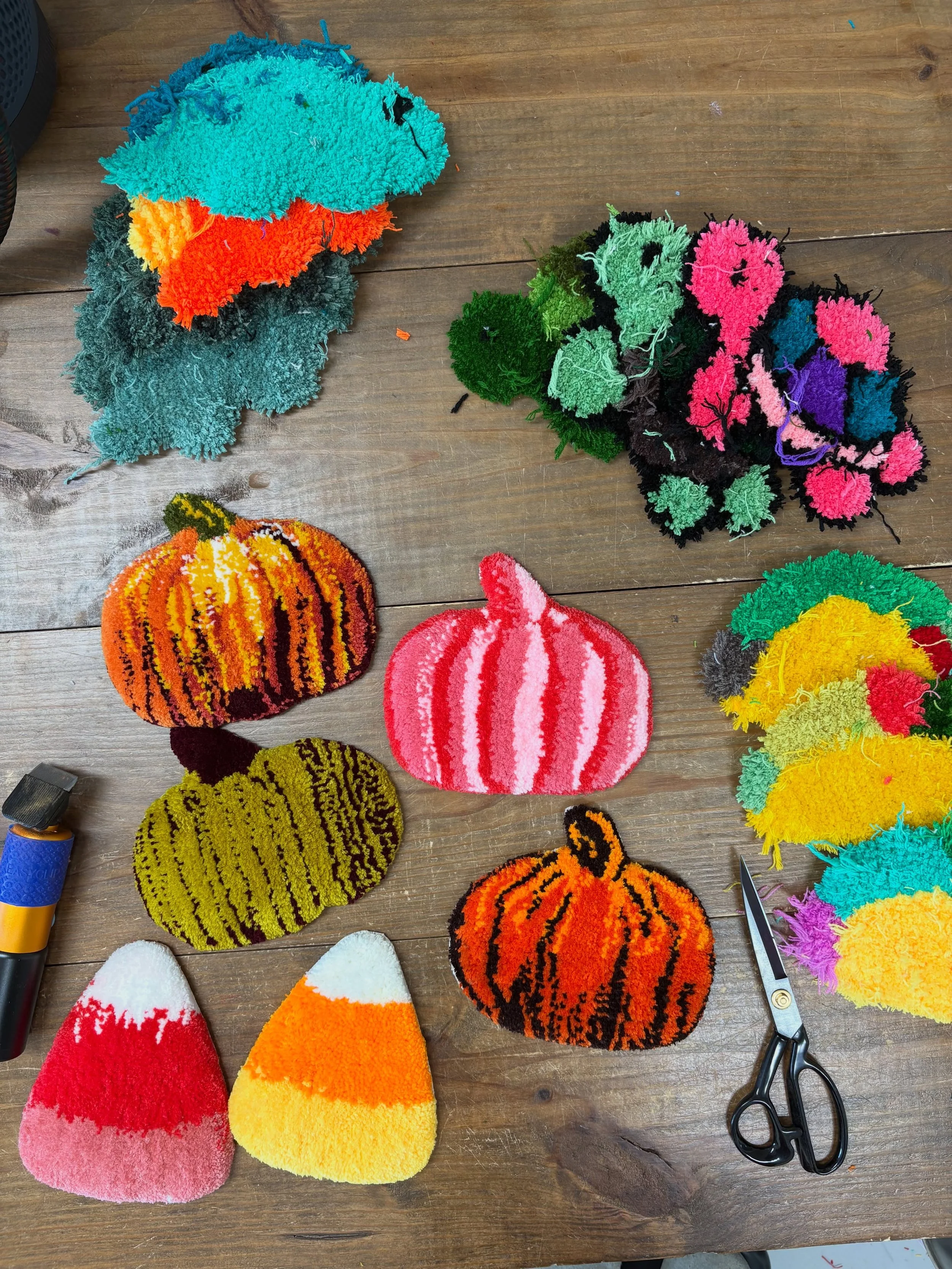 Trimming all these adorable little mug rugs made by our incredibly talented Allen ISD art teachers! 🥰✂️🧶 So much creativity in every piece! We absolutely love how they turned out! ❤️

#rugtufting #teambuildingevent #supportteachers #allenisd #funcr