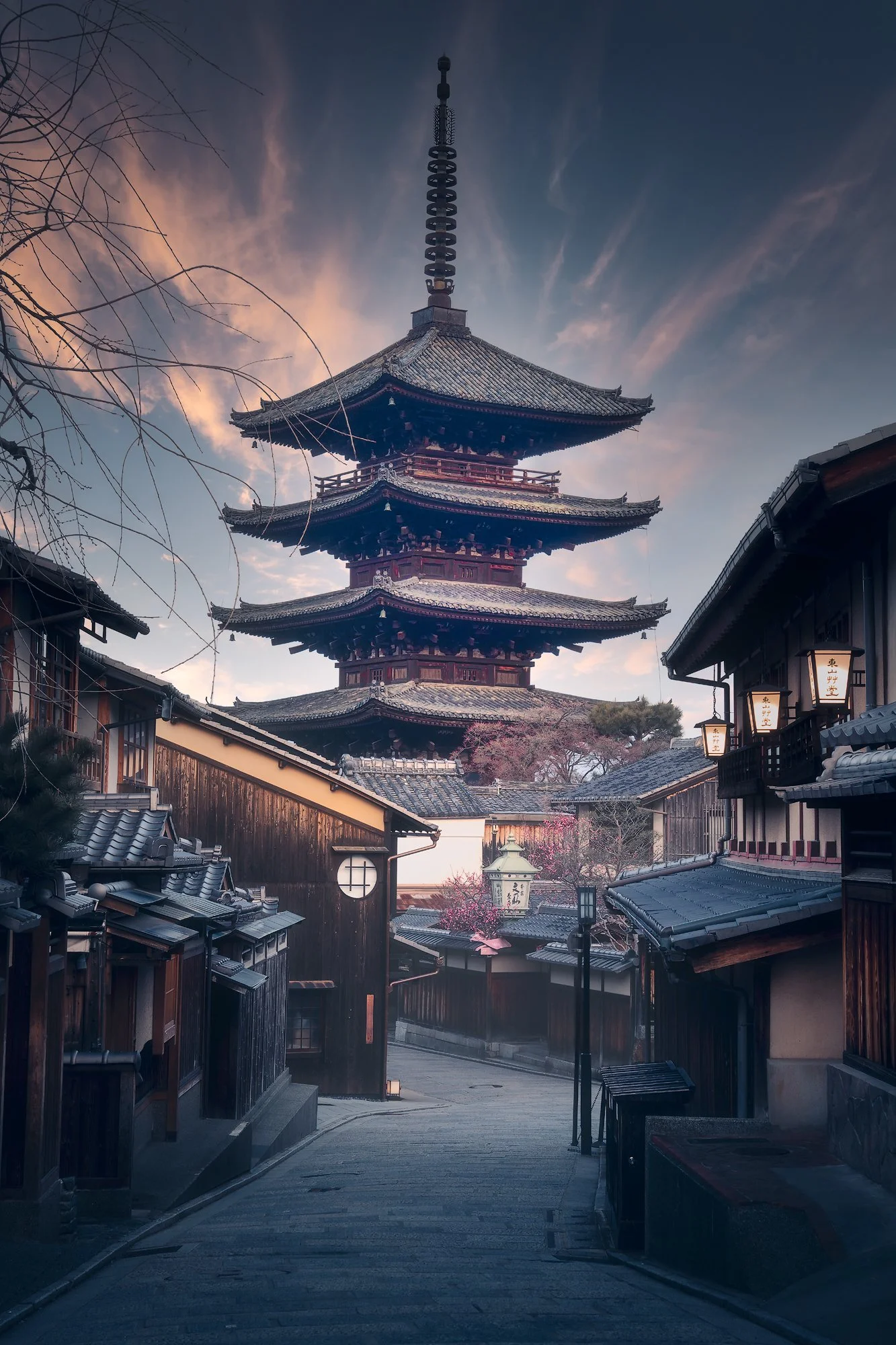 Dark Kyoto_Original ratio_1333x2000_U_30.jpg