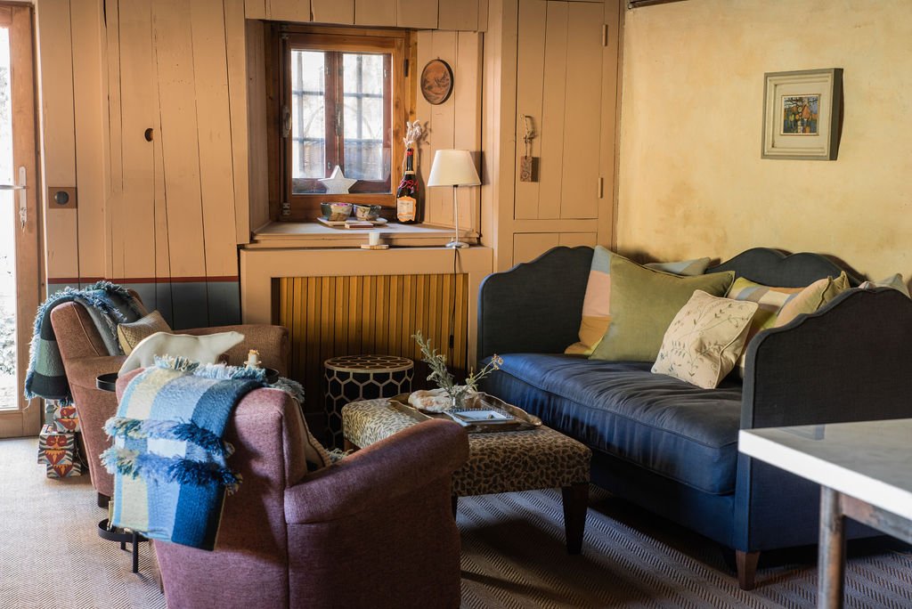 Maison d’en Haut Val d'Isere cost sitting room.jpeg