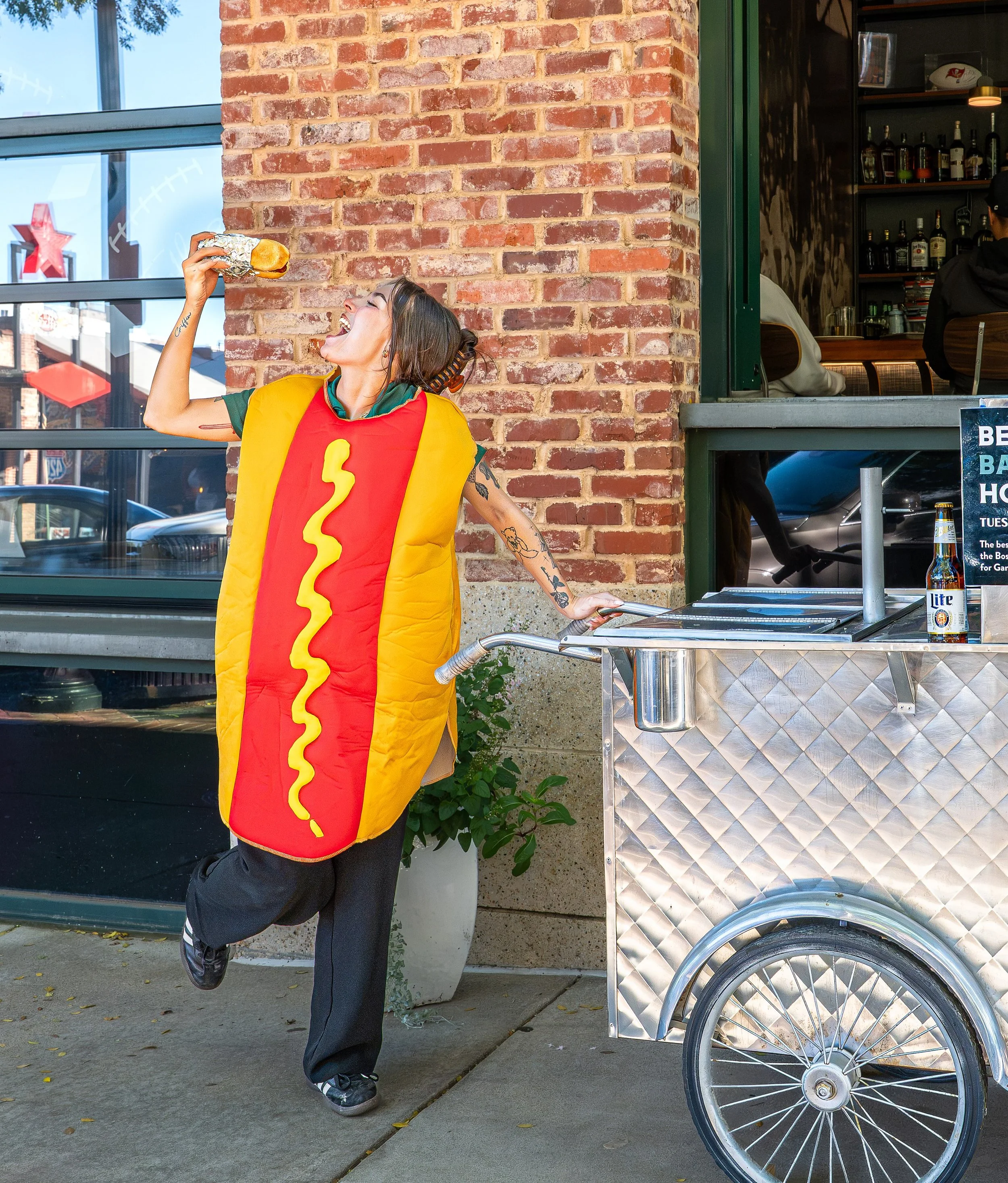 A hot dog &amp; a cold beer. For just $5. 🌭🍺 

This Tuesday only, grab a Nathan&rsquo;s Beef Frank and Miller Lite for only $5 during the Red Sox vs. Yankees game. Come watch one of baseballs biggest rivalries with us at Lefty&rsquo;s! ⚾️