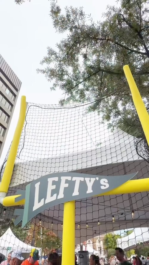 Lefty's West End Tavern, sports bar in Greenville, photo 5 of 6