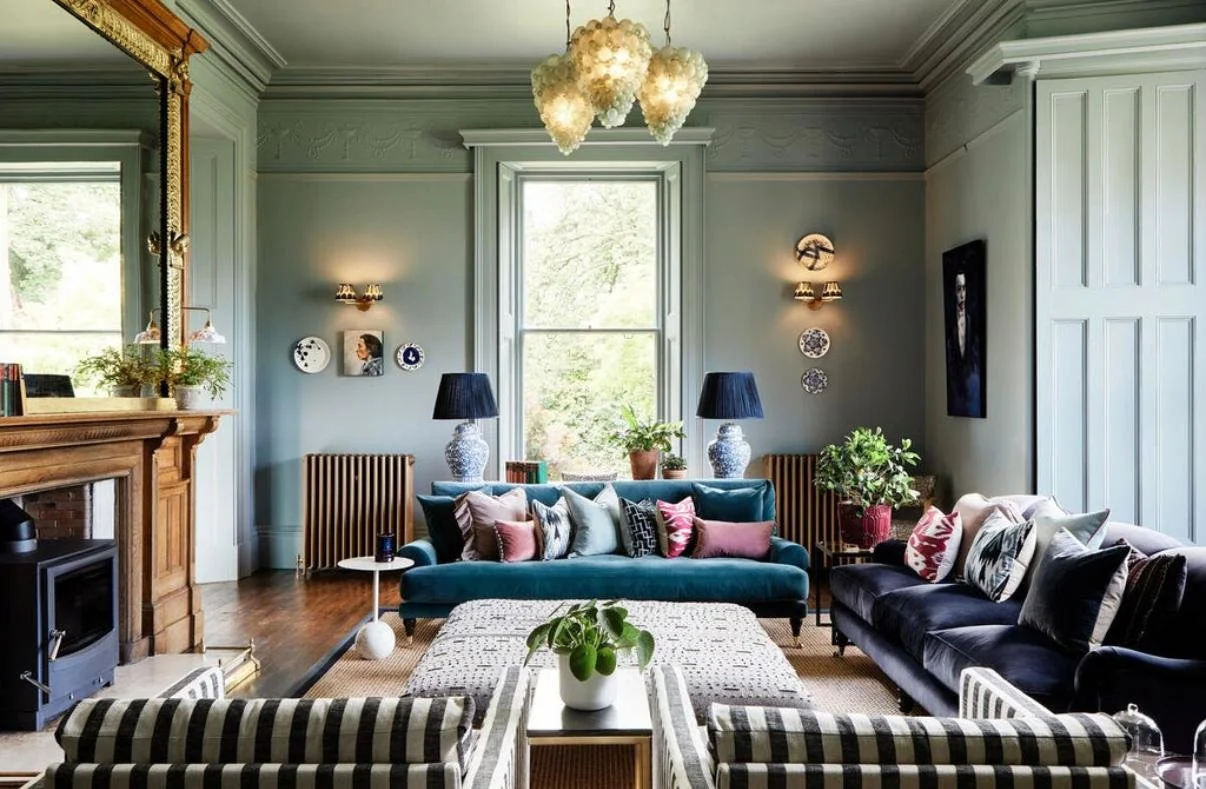 Colour Drenching and the Interior Landscape of 2026