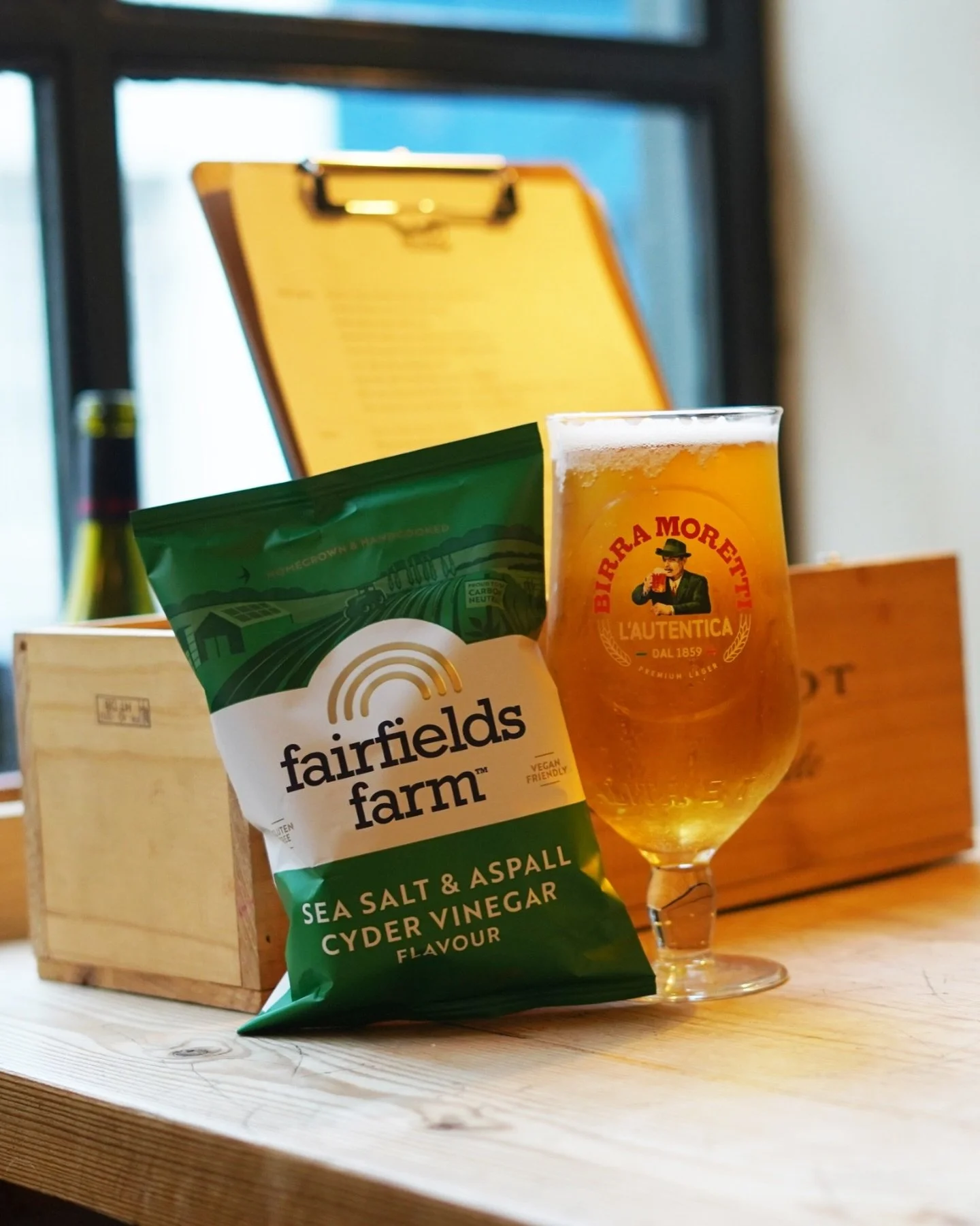 💙 Blue Monday, meet your crunch upgrade 💙

Feeling the Monday blues? We&rsquo;ve got just the thing to turn it around at Market Taverns.

🥔 Enjoy a FREE packet of @fairfieldsfarmcrisps
🍹 When you buy any drink
📅 Today only for the first 30 peopl