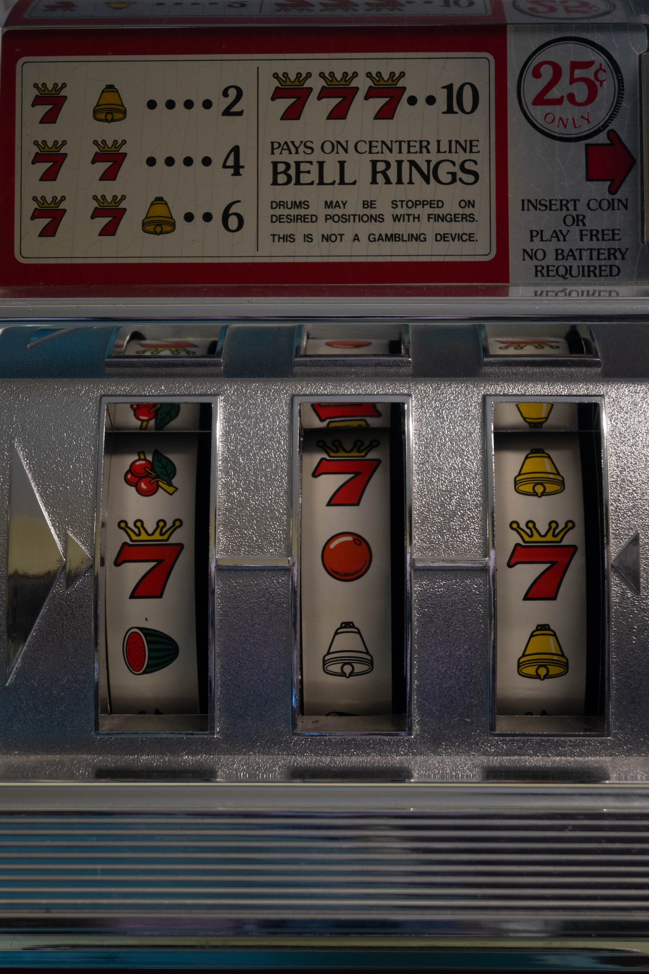 "Slots" • 📸: Nikon Z50II • 🗓️: 1/22/2025