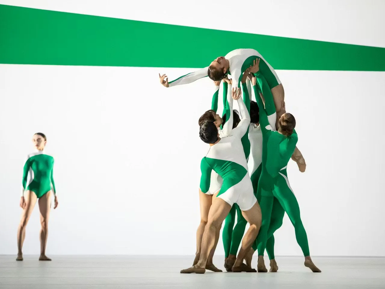 Wayne McGregor: Alchemies - Royal Ballet & Opera