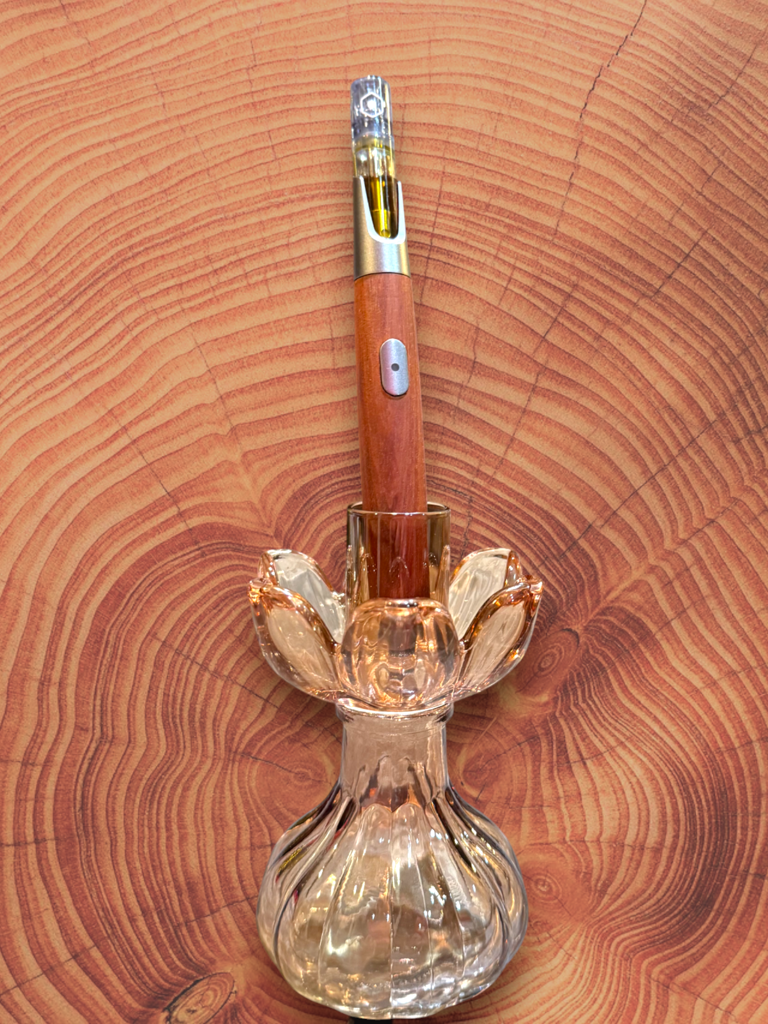 Sandalwood Vape Pen Battery + Petal Pink Holder