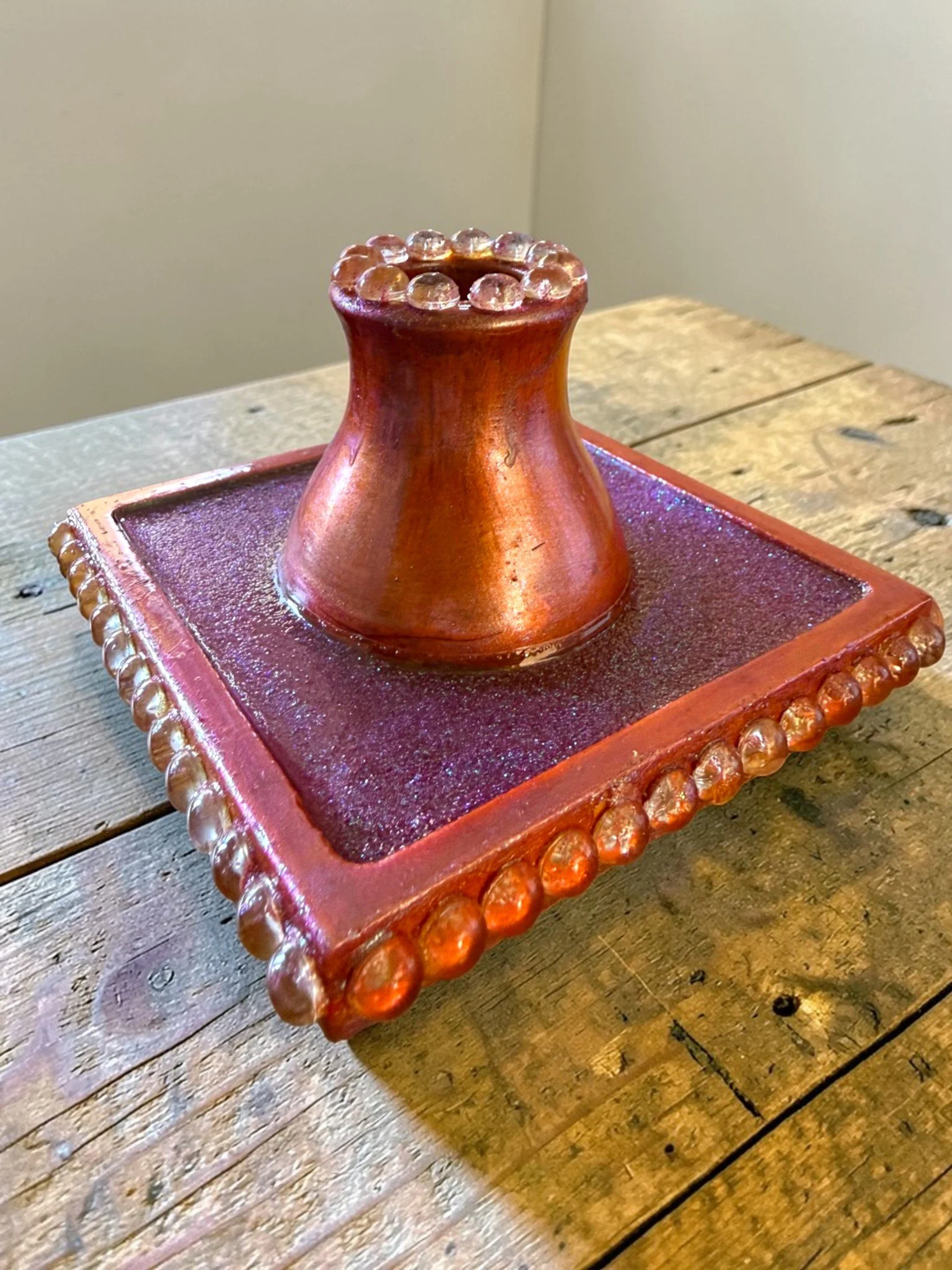 Iridescent Glow Cement Holder
