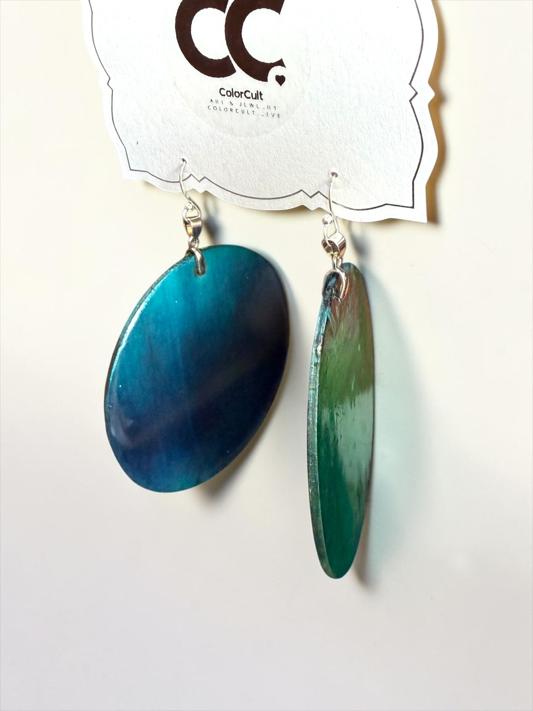 Reversible Blue Green Glow Queen Round Earrings