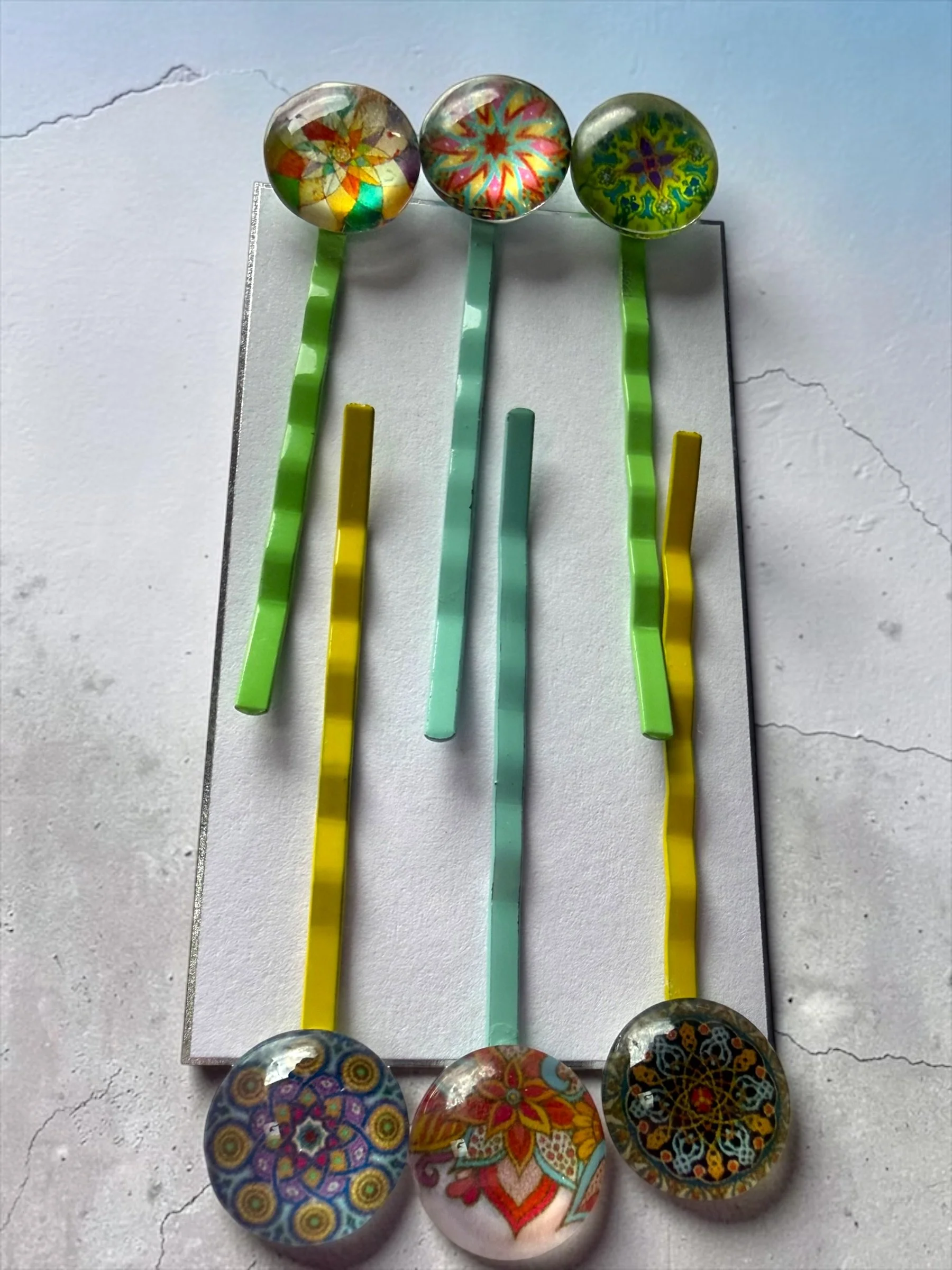 Kalaidescope Bobby Pin Set - K1 (2).JPG