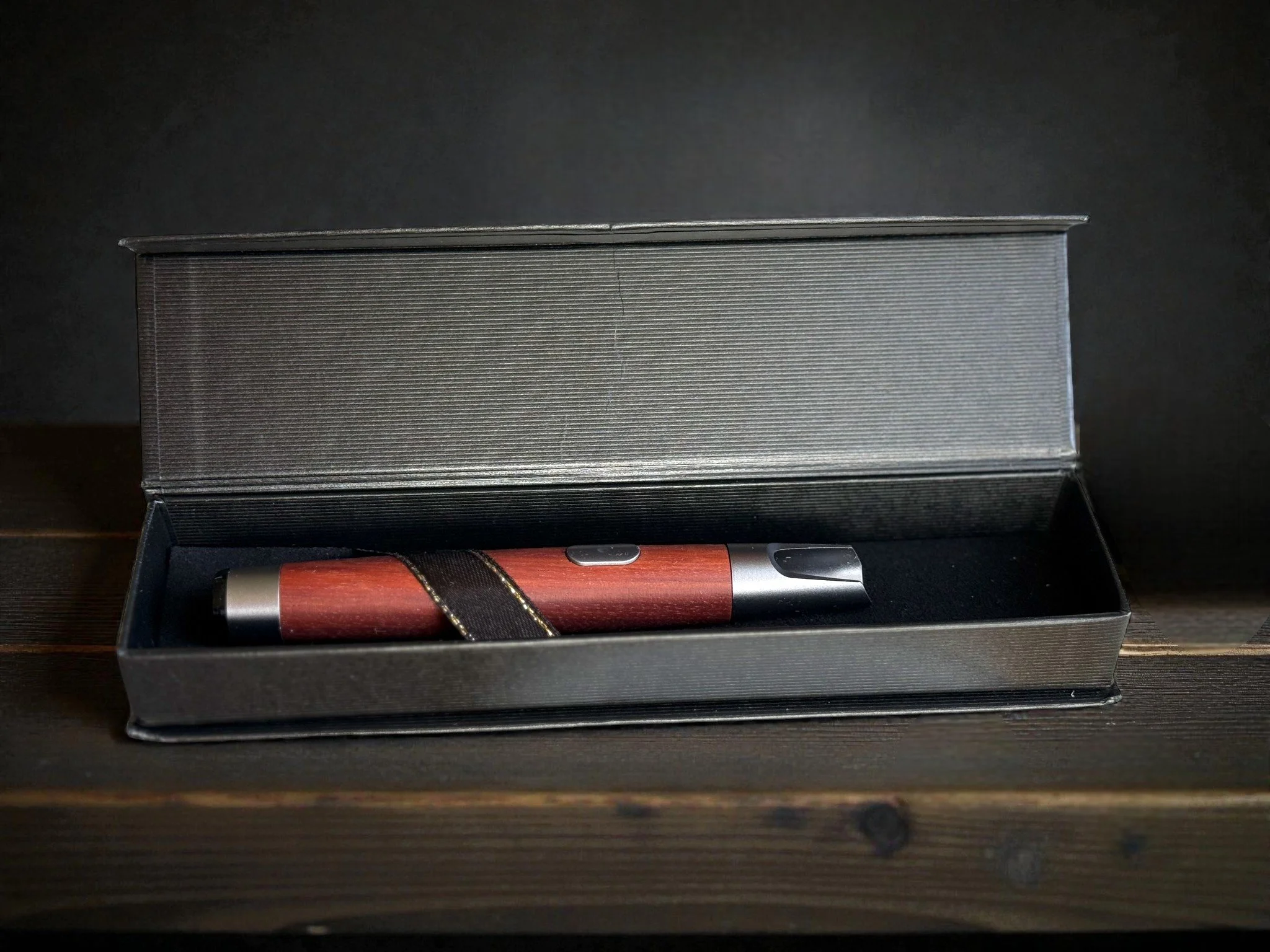 Sculpted Sandalwood Premium Vape Battery