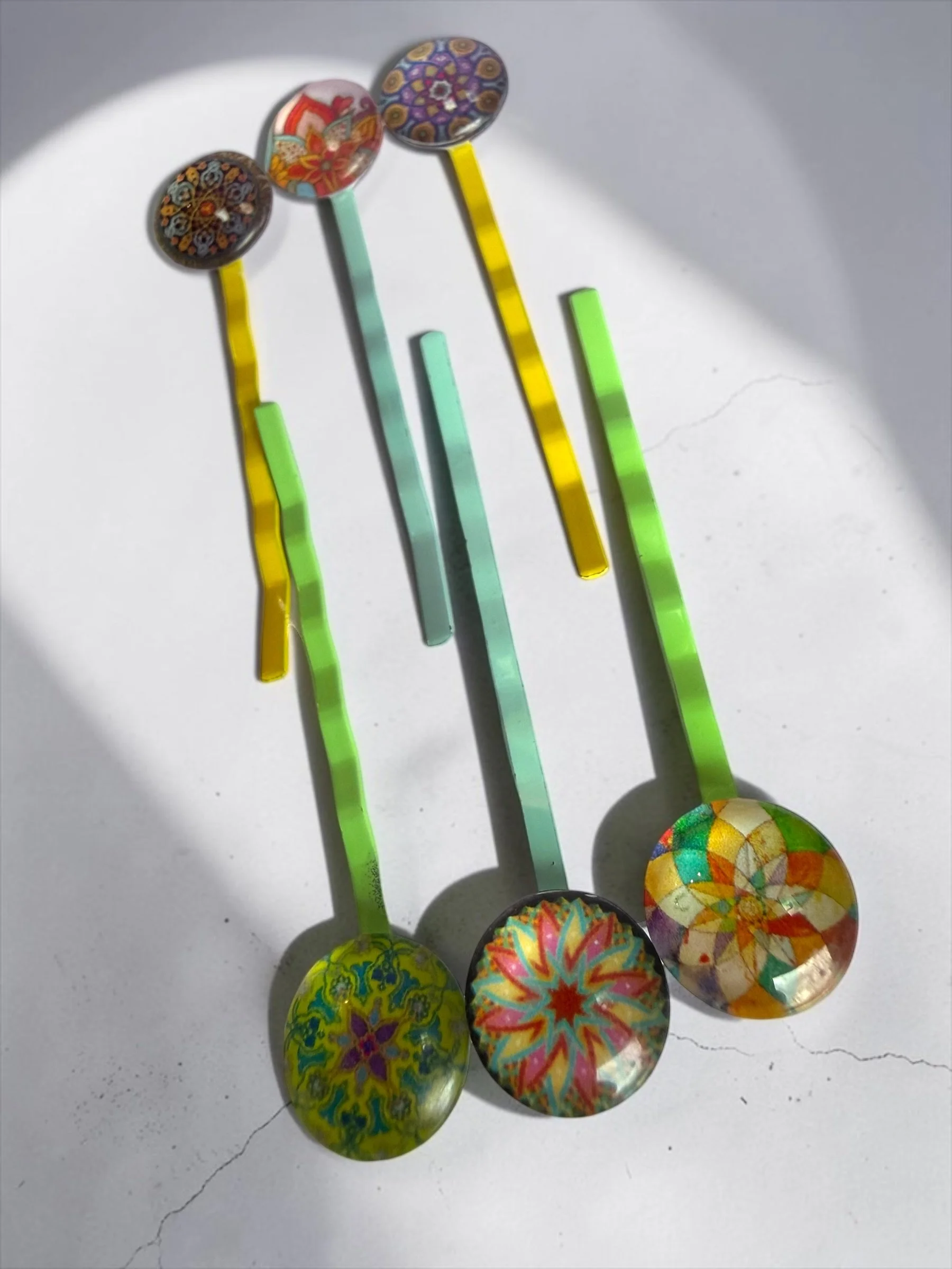 Kalaidescope Bobby Pin Set - K1 (4).JPG