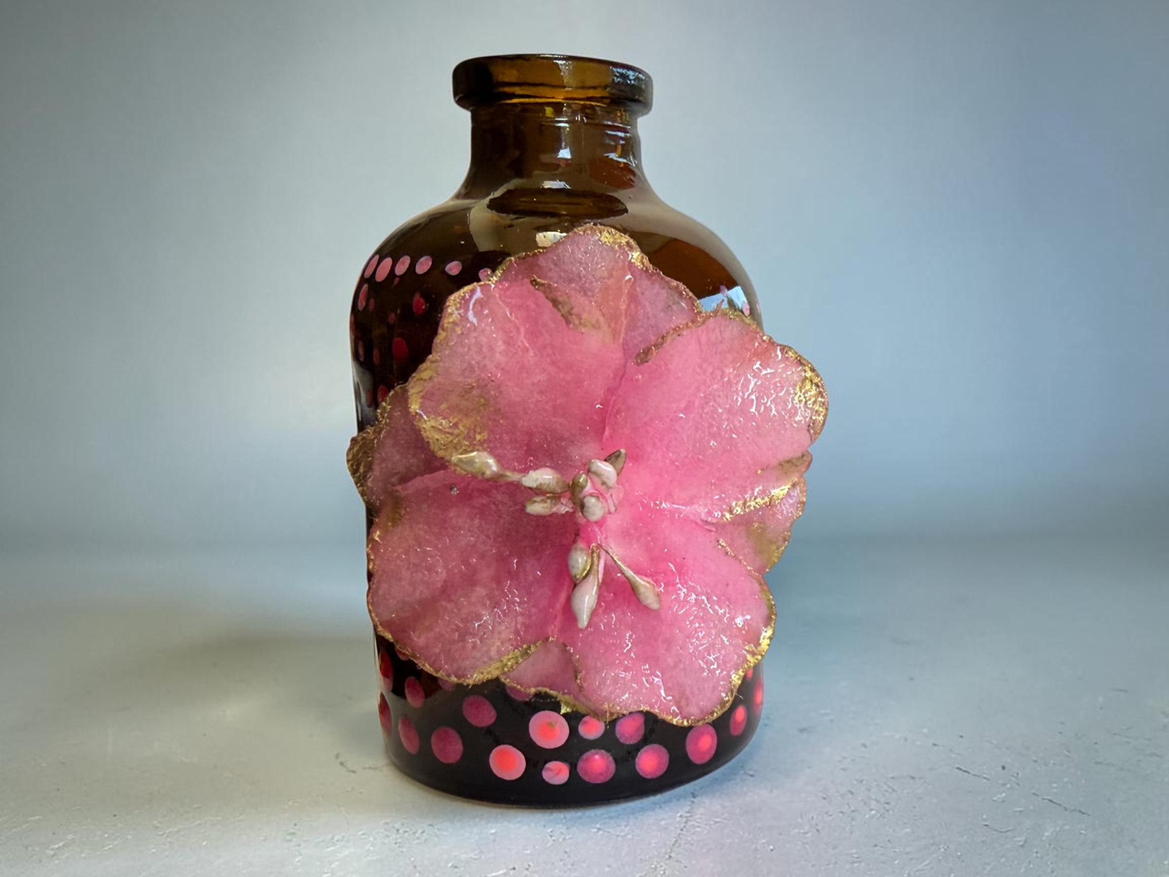 Blacklight Blossom Bud Bottle (12).PNG