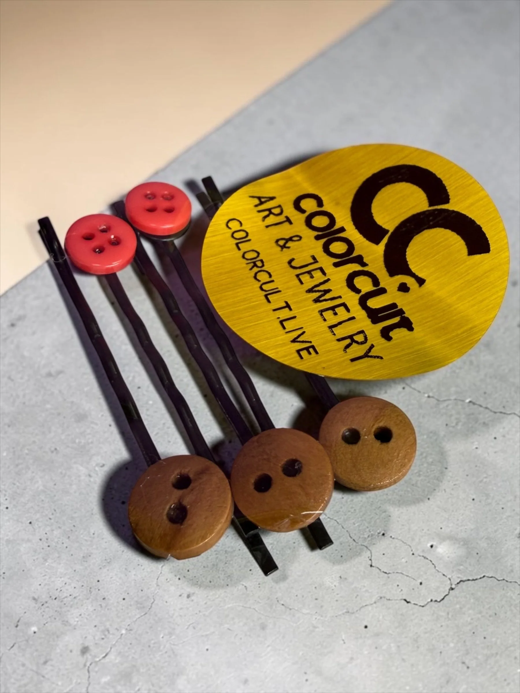 Button Bobby Pin Set - Red and Fawn Brown (3).JPG