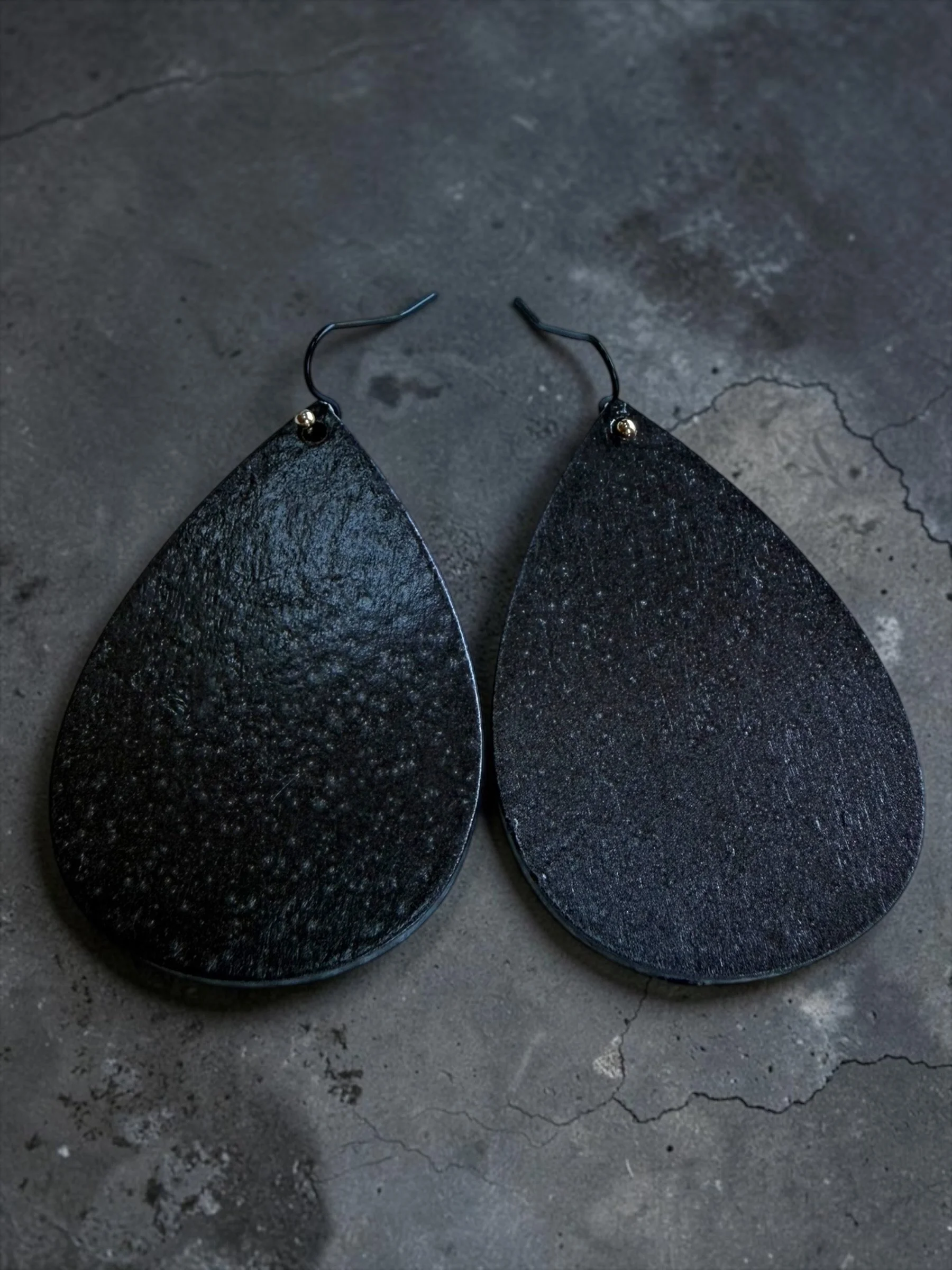 Midnight Teardrop Earrings.JPG