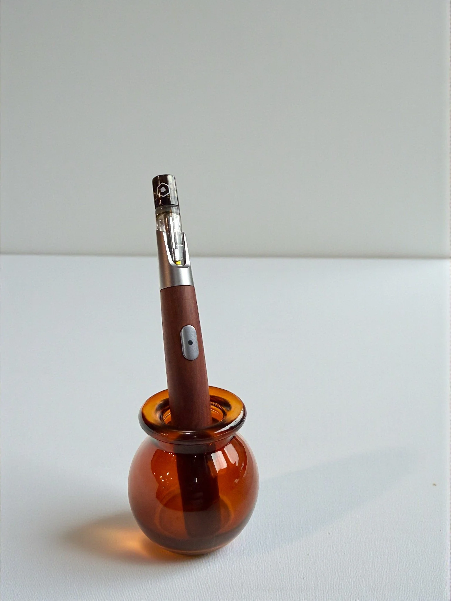 Sandalwood Vape Battery and Amber Glass Holder