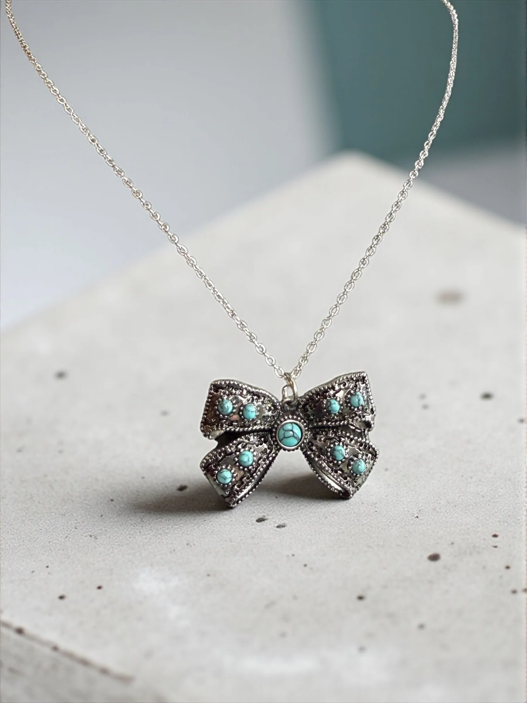 Turquoise Elegance Bow Necklace