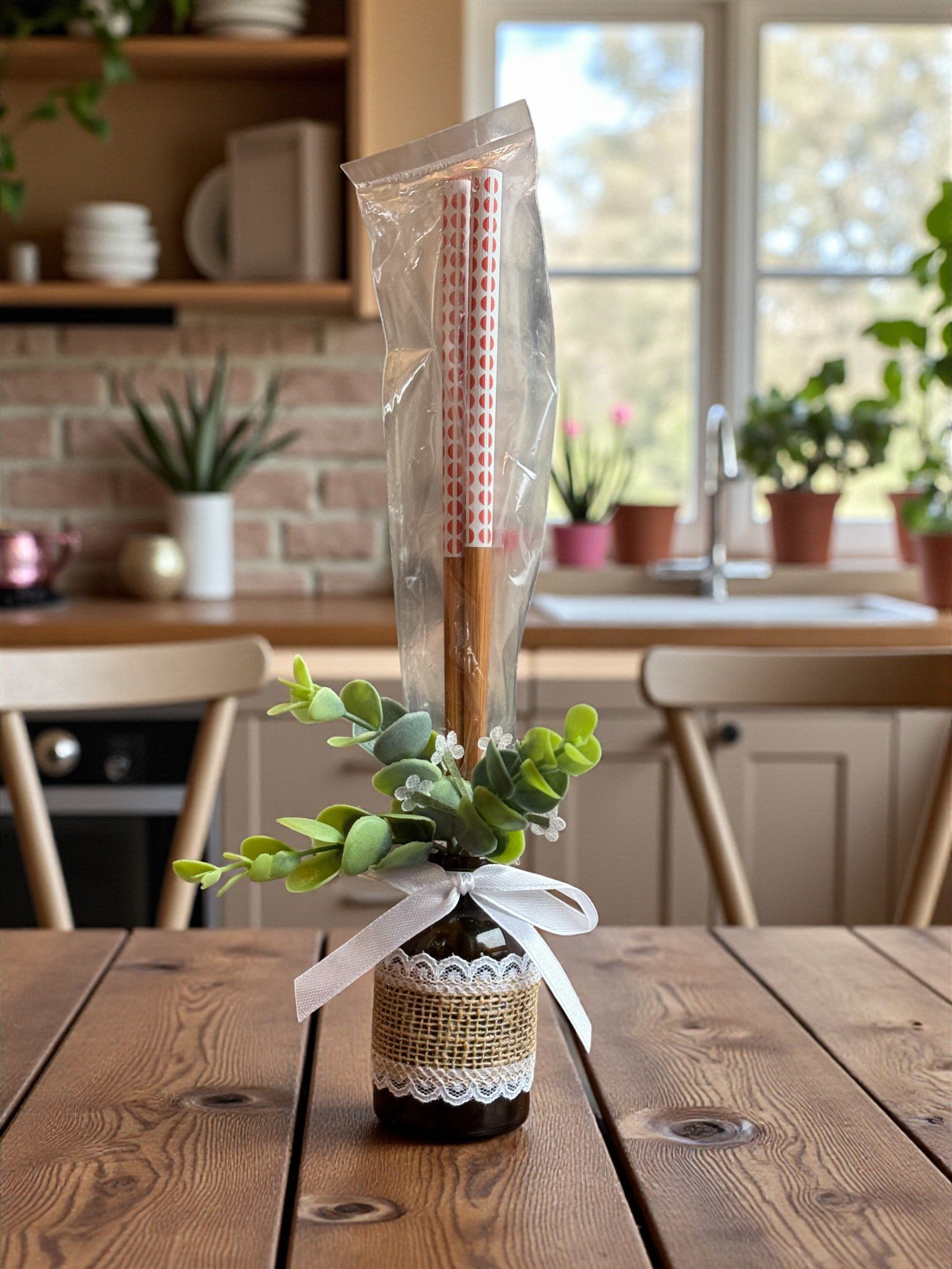 Deluxe Filled Apothecary Bottle: Burlap Chop