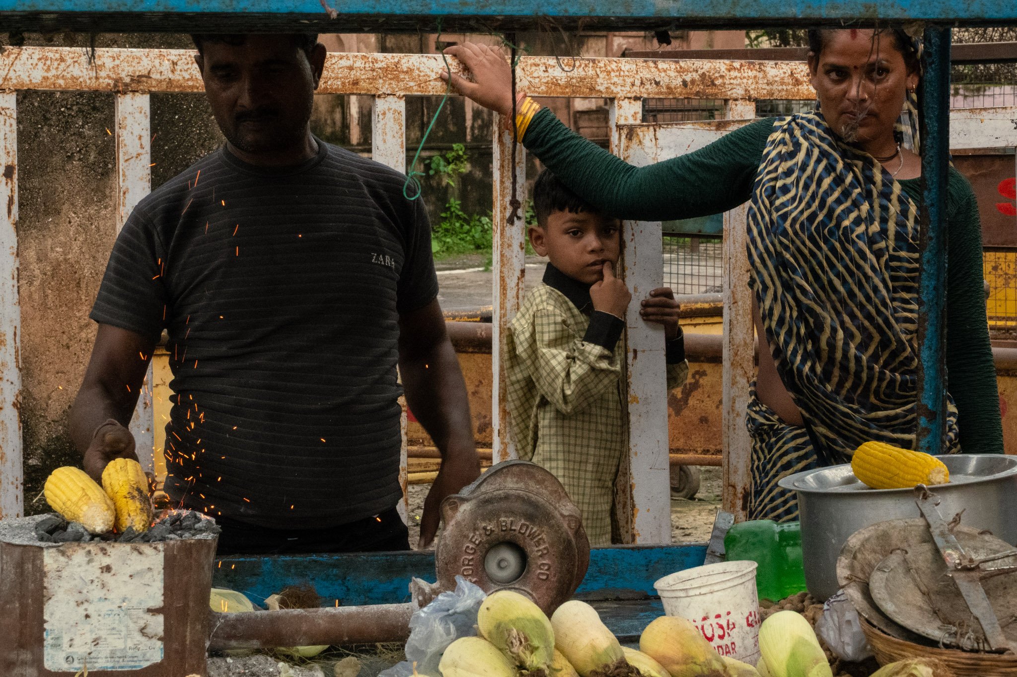 orchha-street.jpg