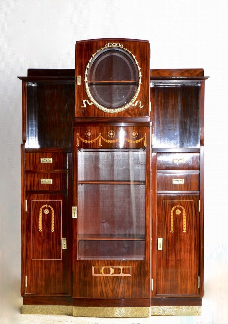 Original Jugendstil Vitrine, Unbekannte Kunstmöbeltischlerei, Wien, um 1910