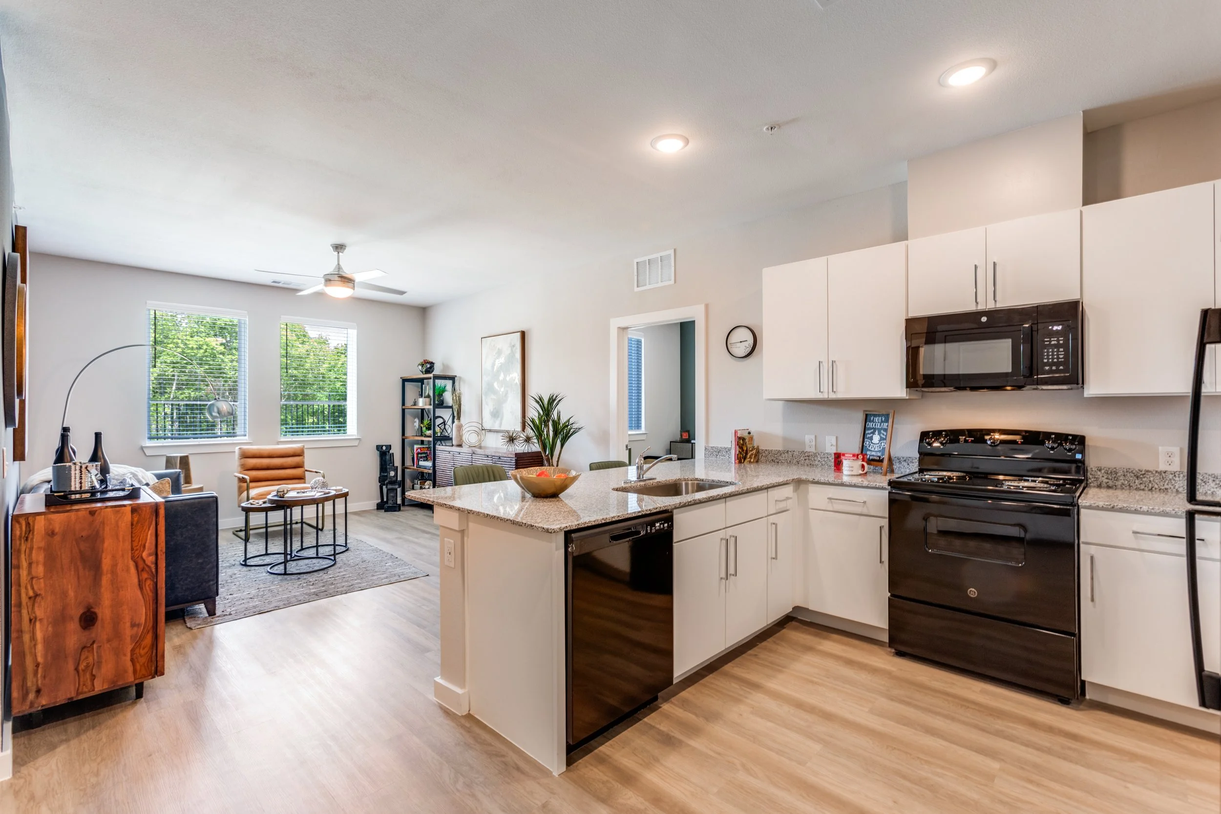 3335-caseybridge-ct-austin-tx-78741-High-Res-4.jpg