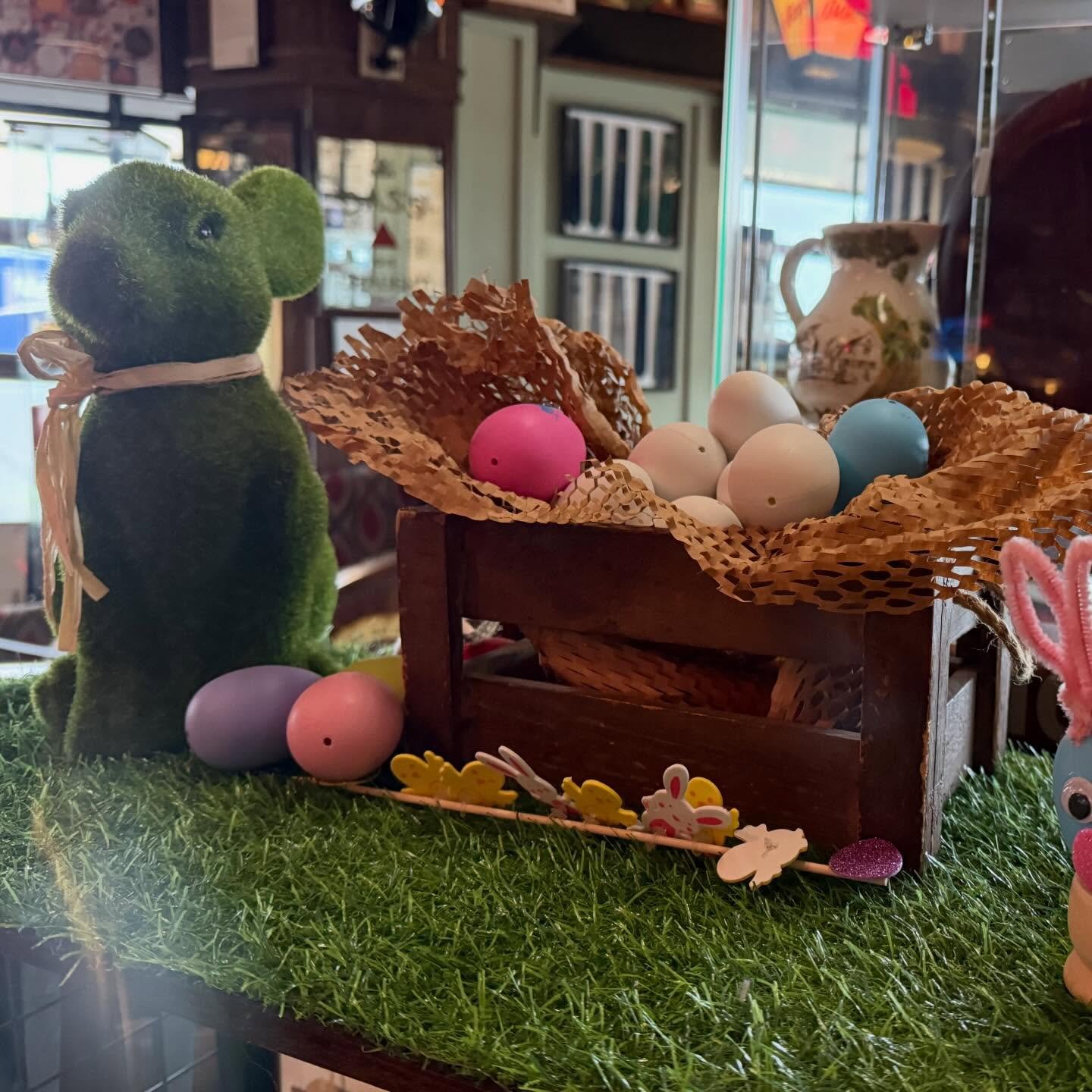 🐣🌼 Easter Monday Special 🌼🐣

Join us this Easter Monday for a delicious treat!

🍽 Food served until 8pm

✨ 2 Courses &ndash; &pound;27
✨ 3 Courses &ndash; &pound;31