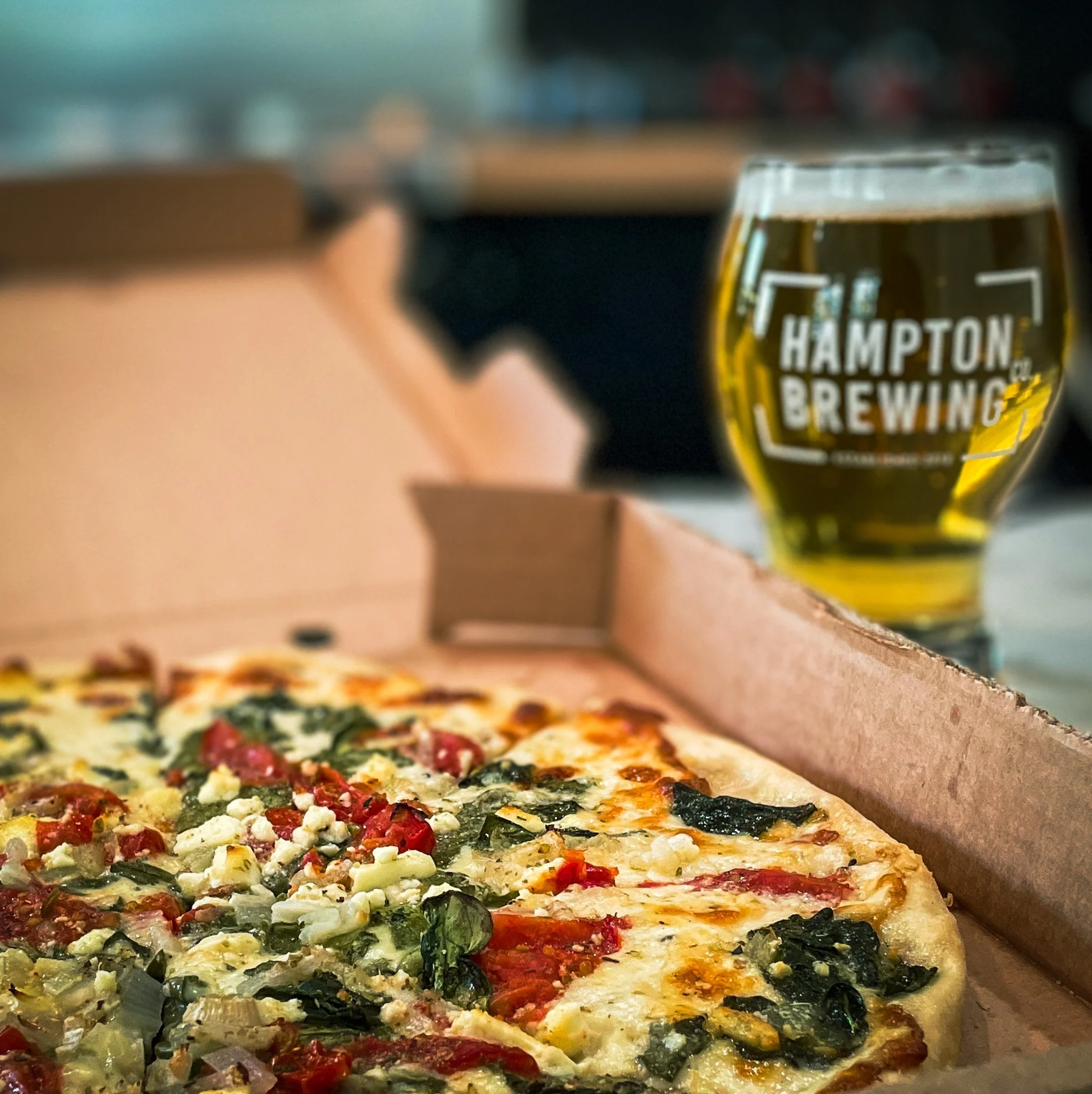 Chao Bella's pizza and Hampton Brewing = love.