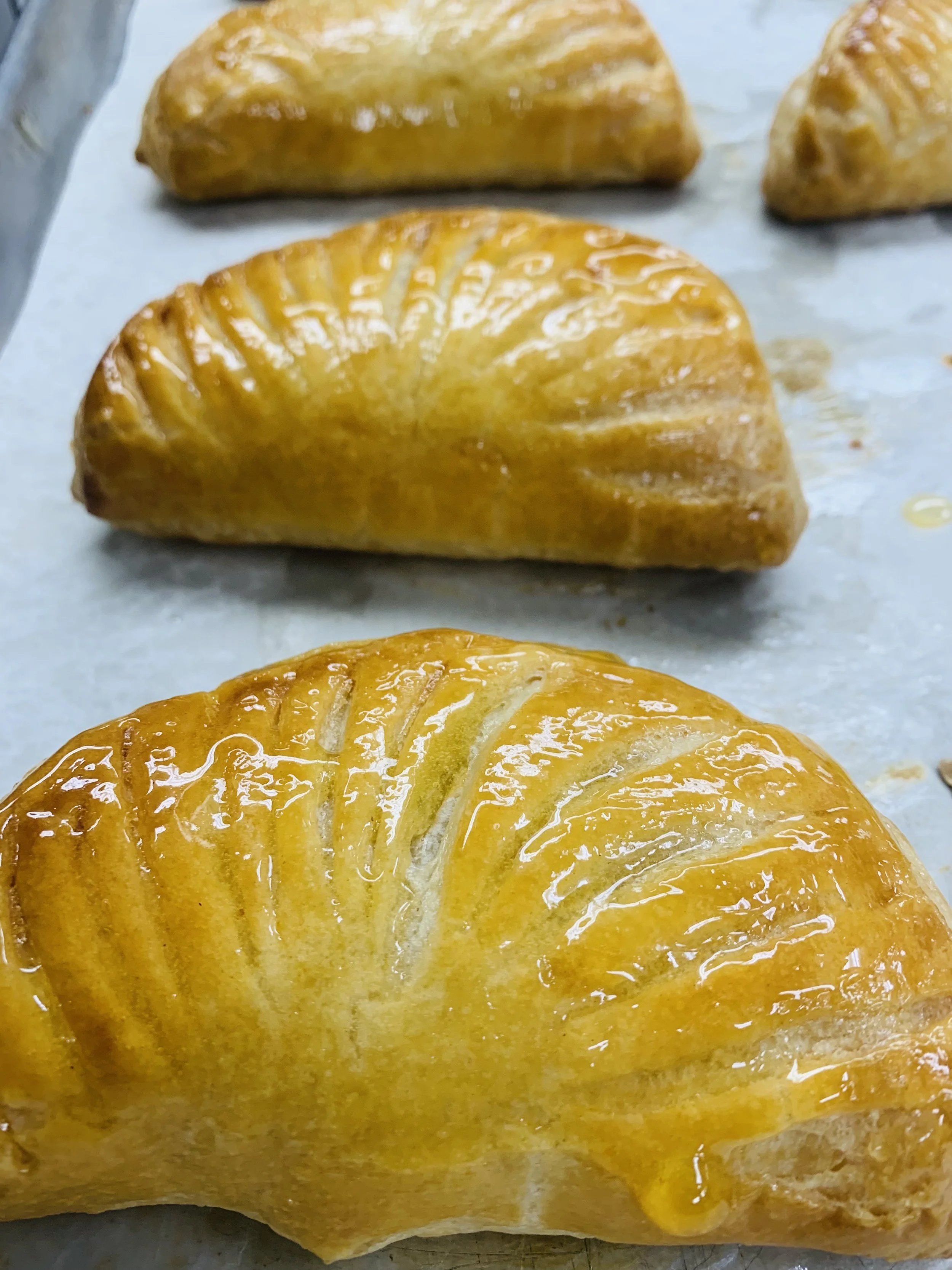 2 pack- Apple turnover *V