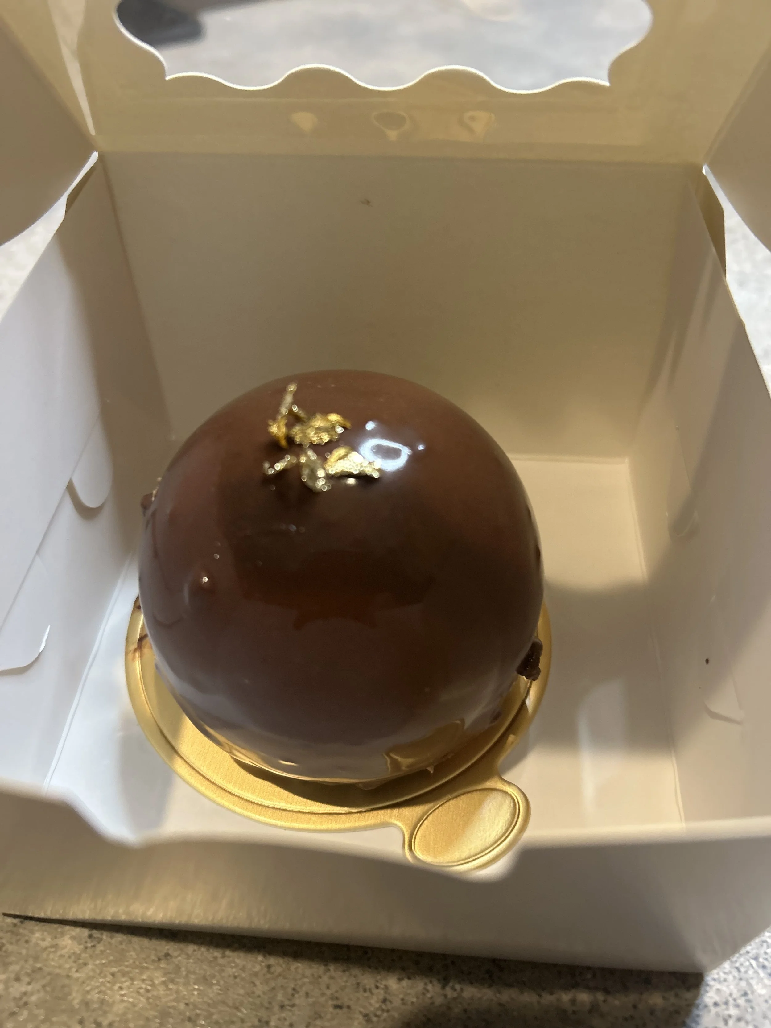 Chocolate raspberry jelly Entremets *V