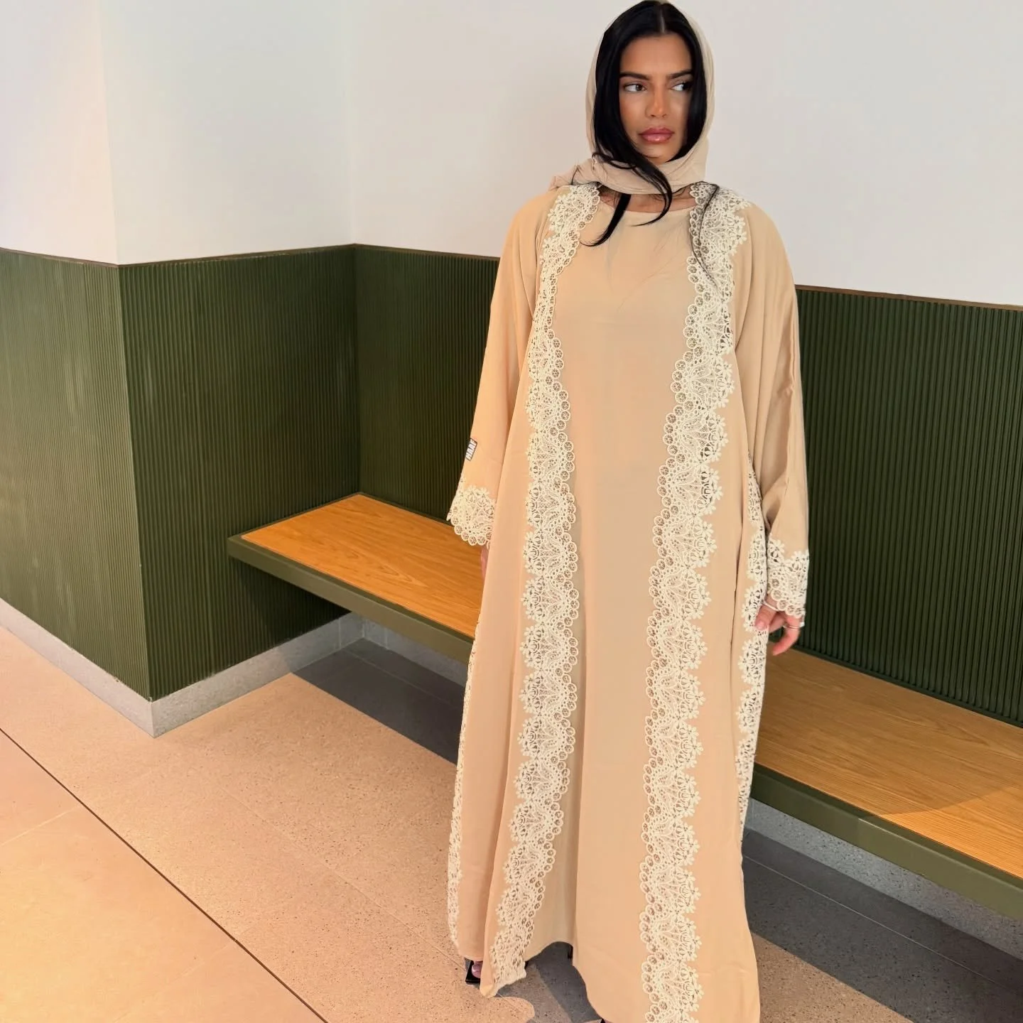 H61 : THE HODAN 
#abaya #withhaaf #fashion