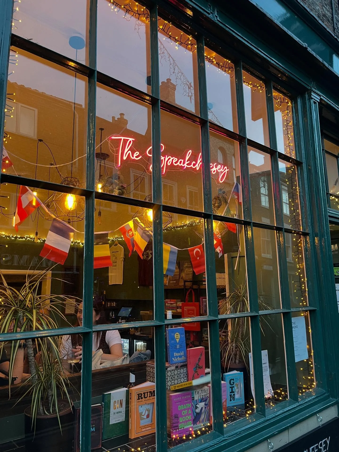 ✨ What an incredible night! ✨

Thank you so, so much to everyone who came to our takeover at The SpeakCheesey yesterday for National Bookshop Day &mdash; it was great to see so many book, and wine (and cheese!) lovers and we really appreciated some f