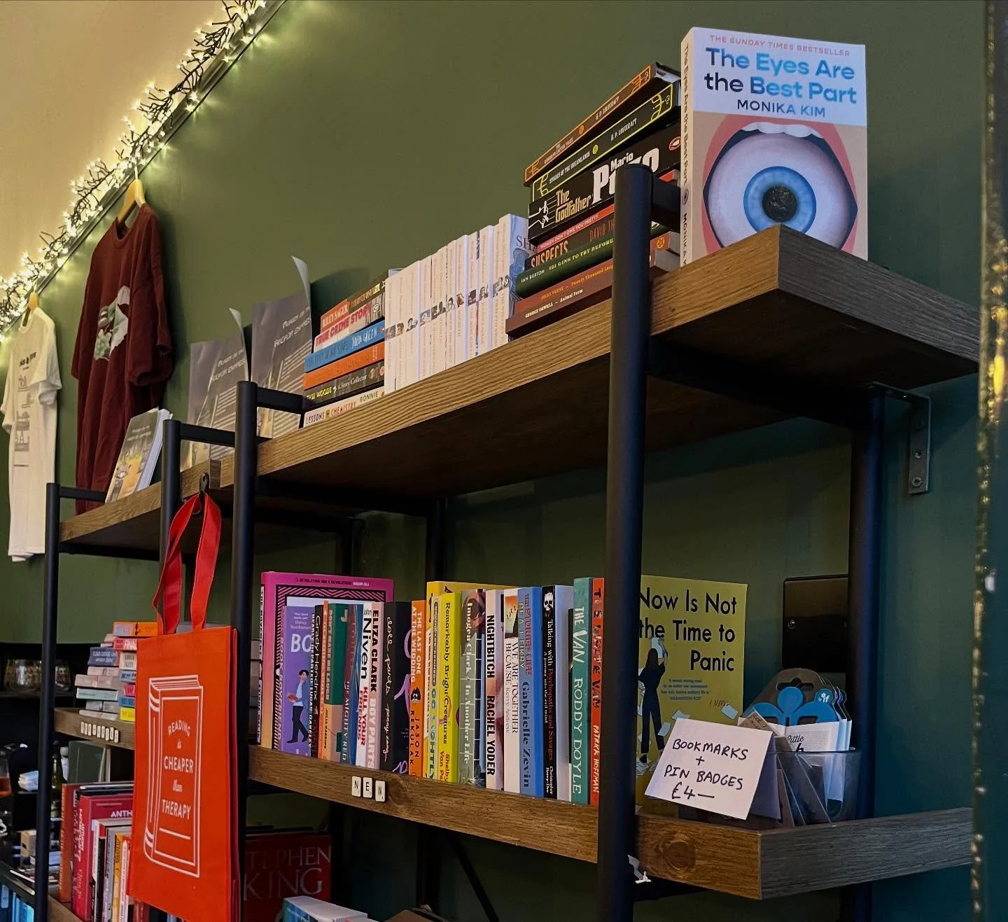 &bull; Halloween-Eve&hellip; what spooky novels are you reading today? 🎃👻💀&bull;