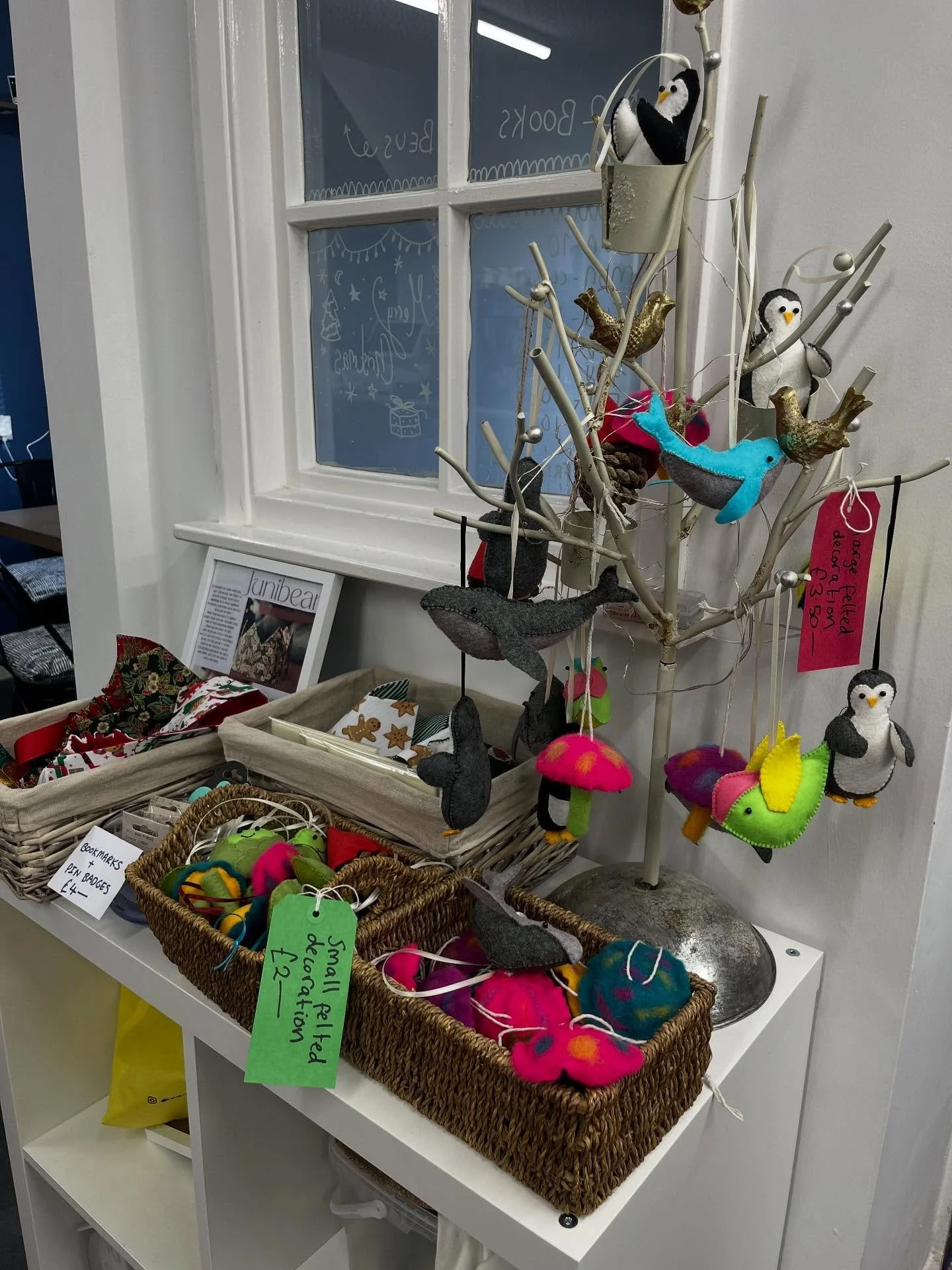 open from 10am today, with the arrival of our craft tree! alongside @junibear_workshop Christmas Hats, we have hand felted decorations - from penguins to mushrooms 🍄 🐧 now in the shop!