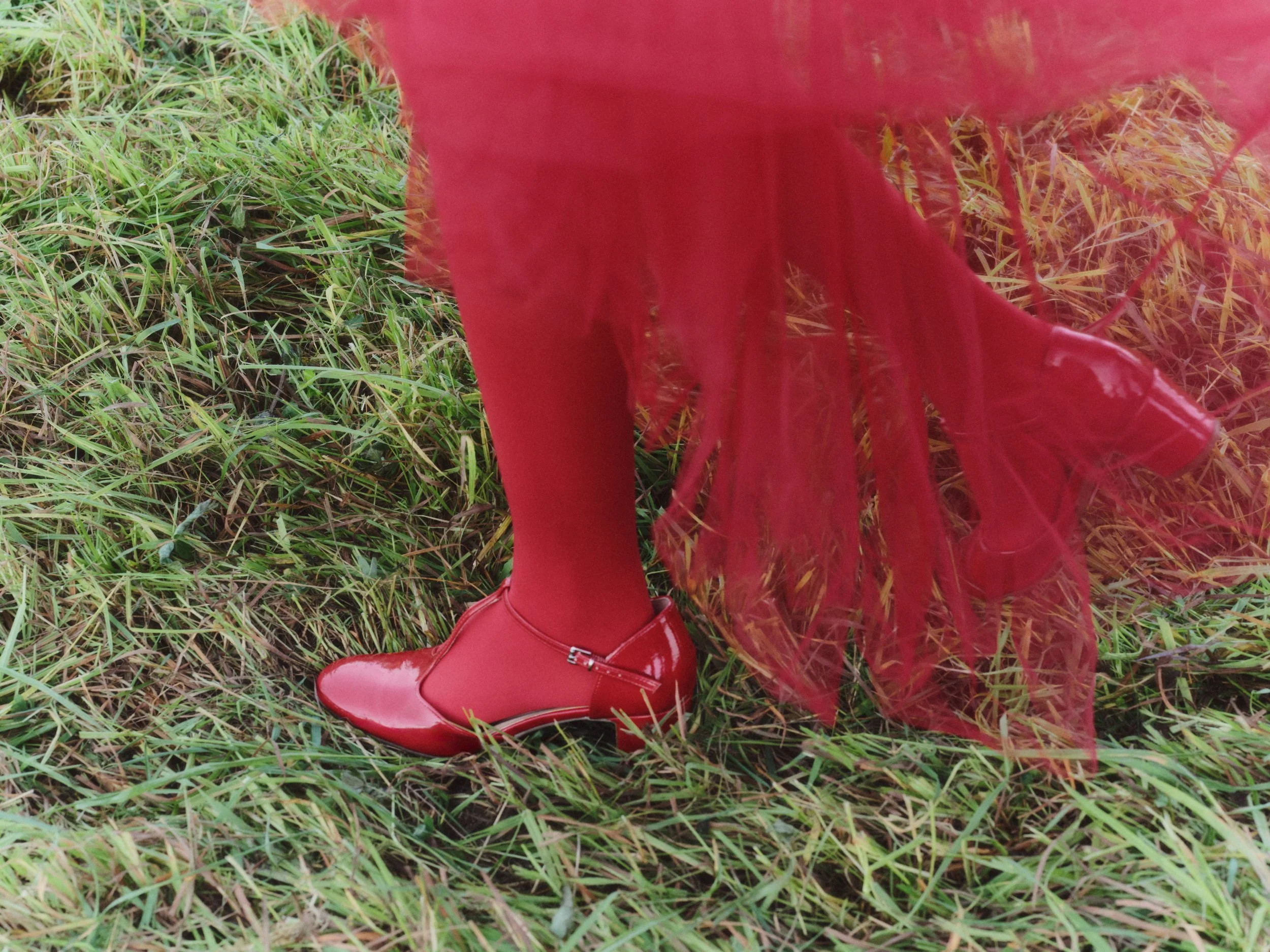 250927_Red-apple_Look_4_044.jpg