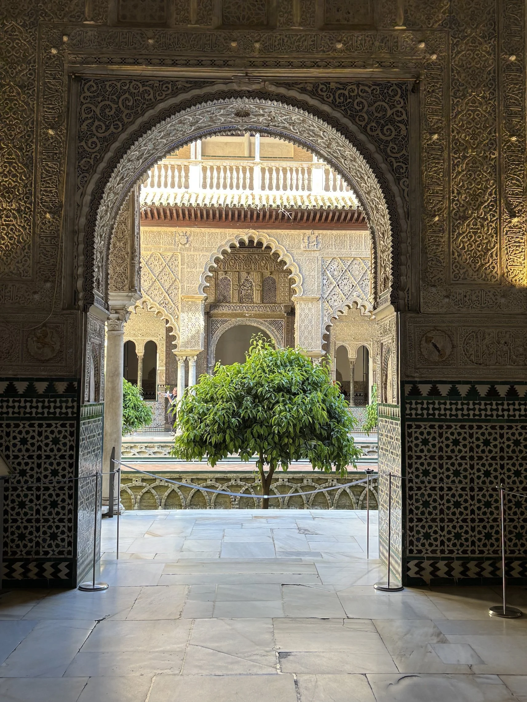 Sevilla – aurinkoa ja appelsiininkukkia