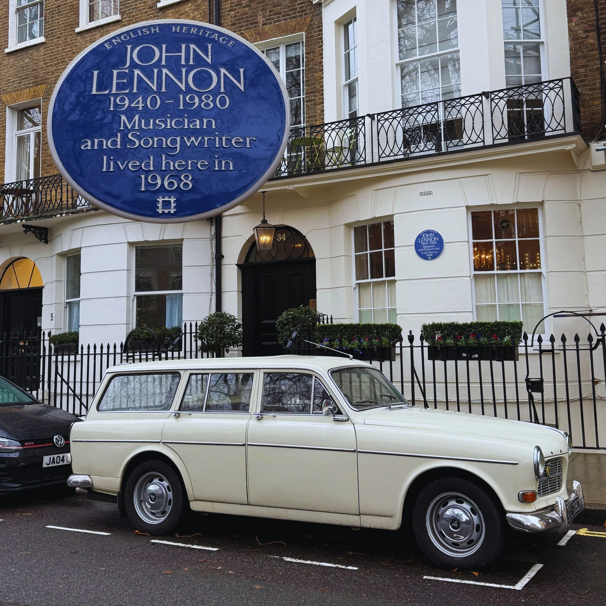 plaque bleue de John Lennon sur sa maison de Montagu Square à Londres