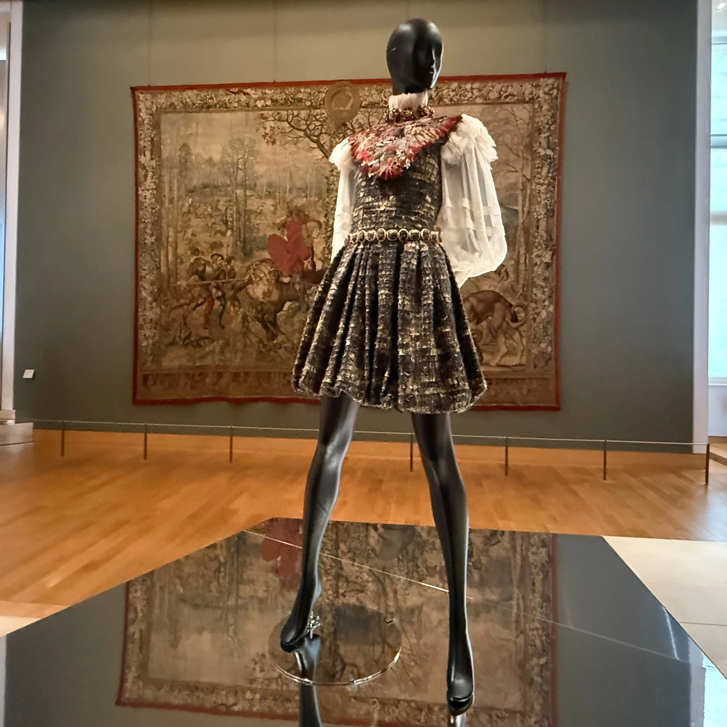 Chanel dress by Karl Lagerfeld from the Paris-Édimbourg collection displayed at Louvre Couture