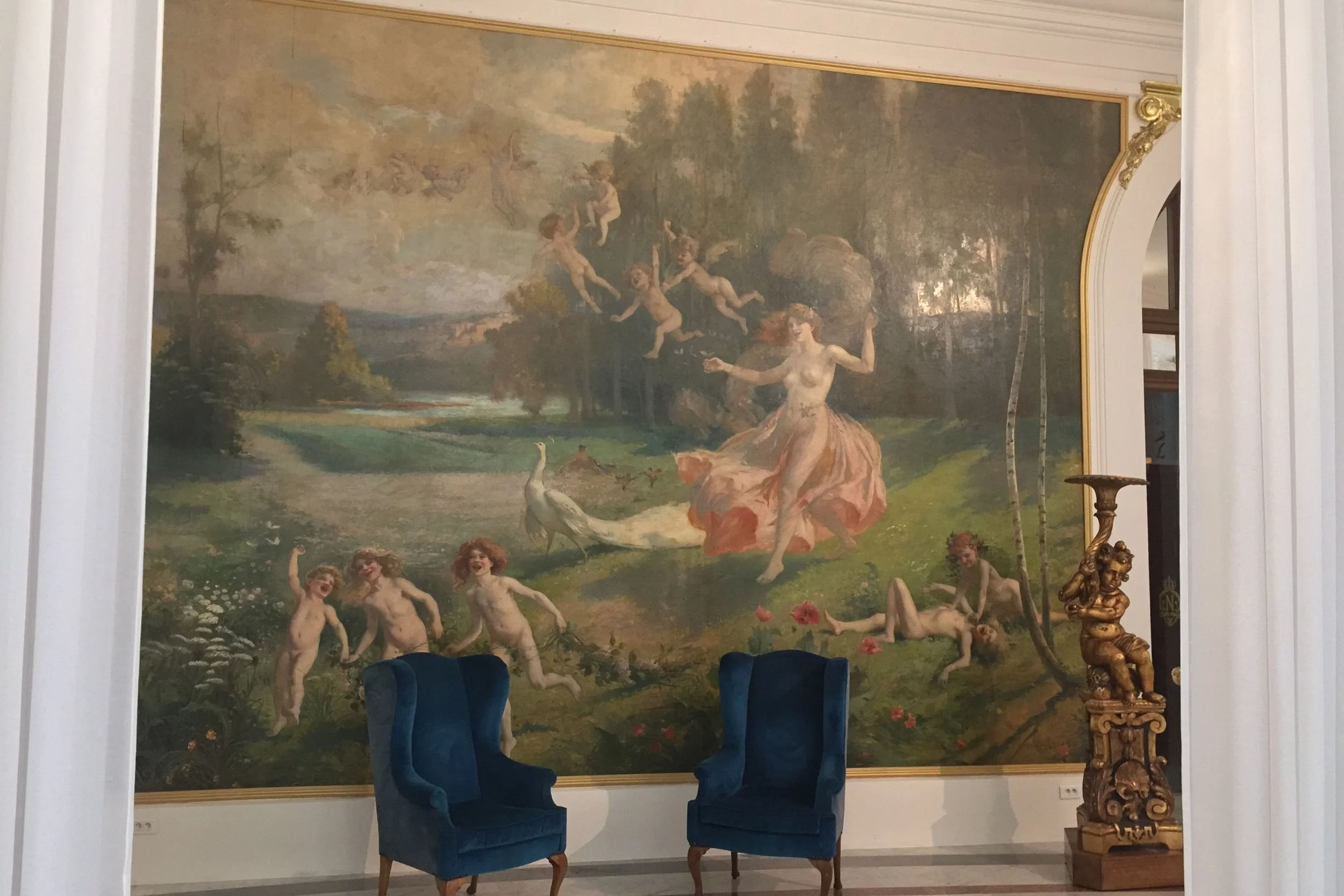 Beautiful Art at Negresco.jpg