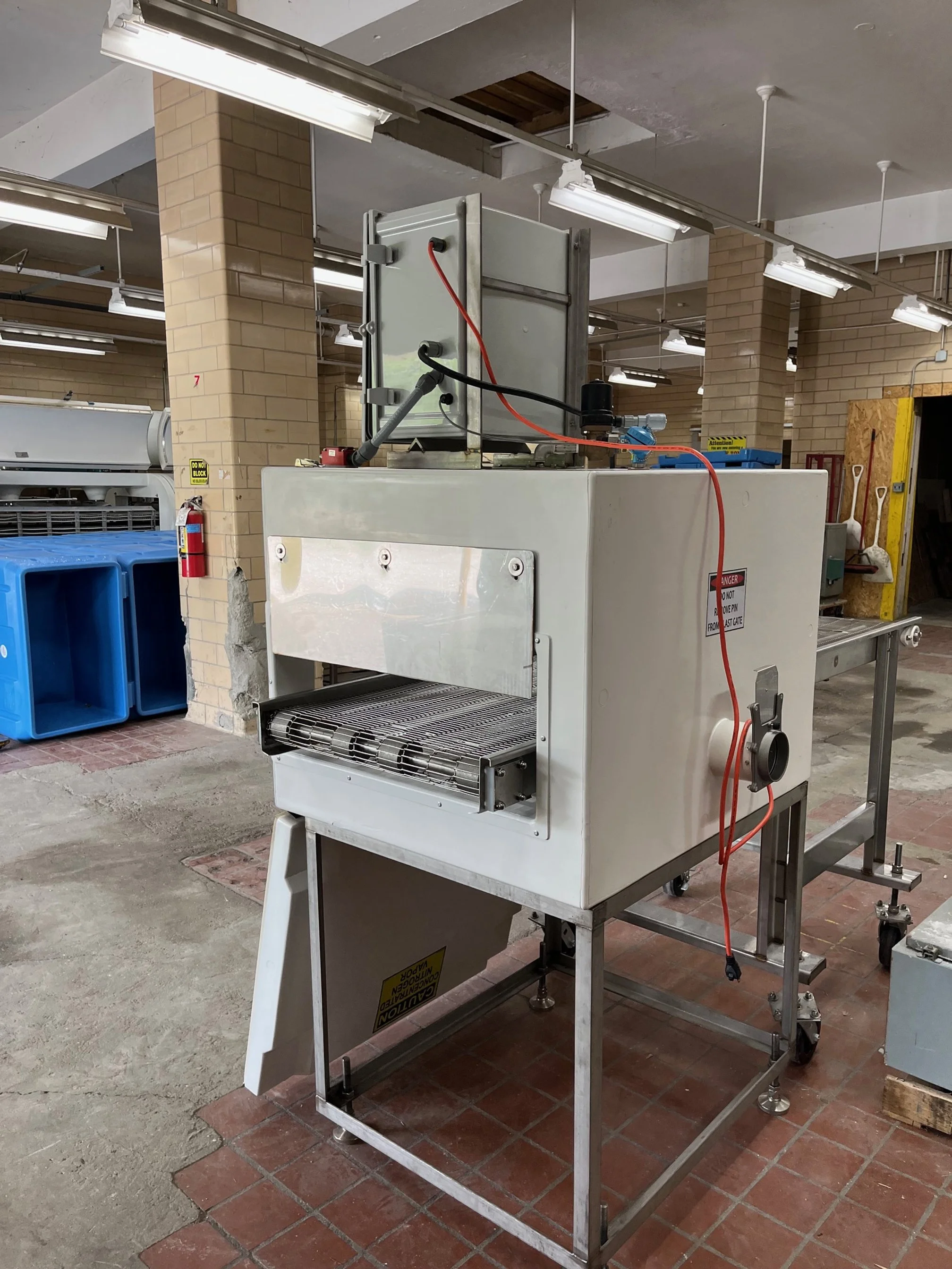 Fiberglass Compact Tunnel Freezer 83 inch.jpg